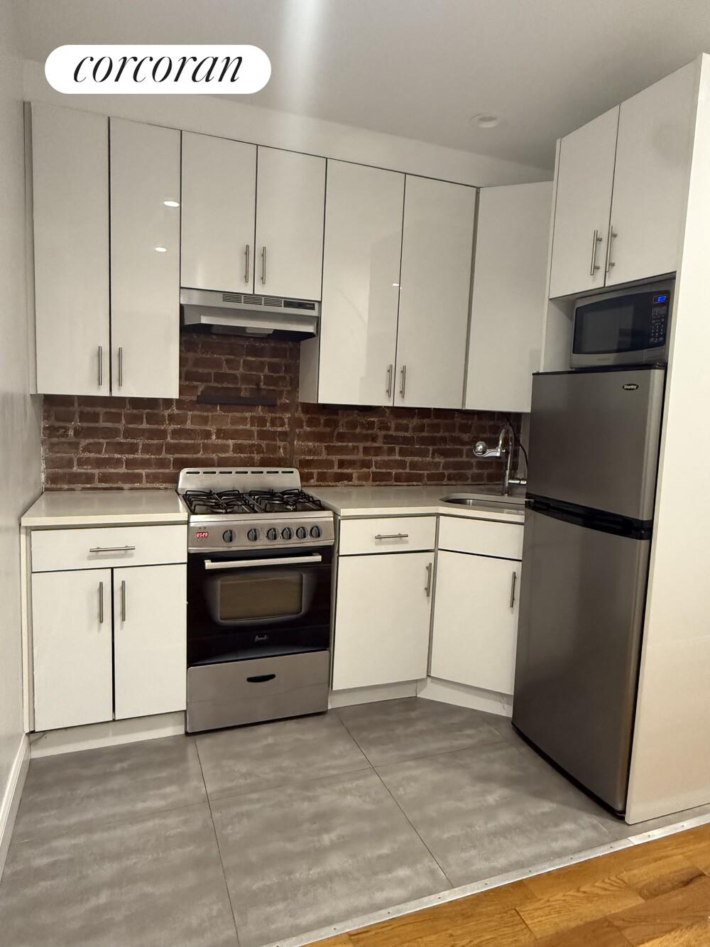 #3 photo, New York City, マンハッタン Central Harlem , NY 10030