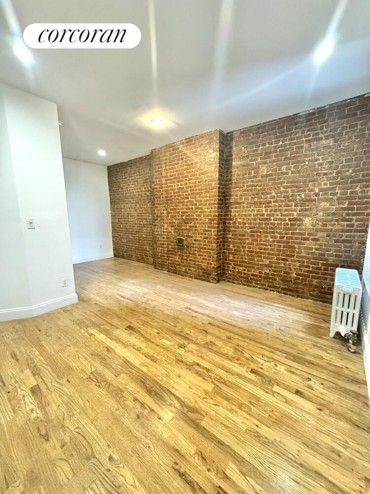 #3 photo, New York City, マンハッタン Yorkville , NY 10028