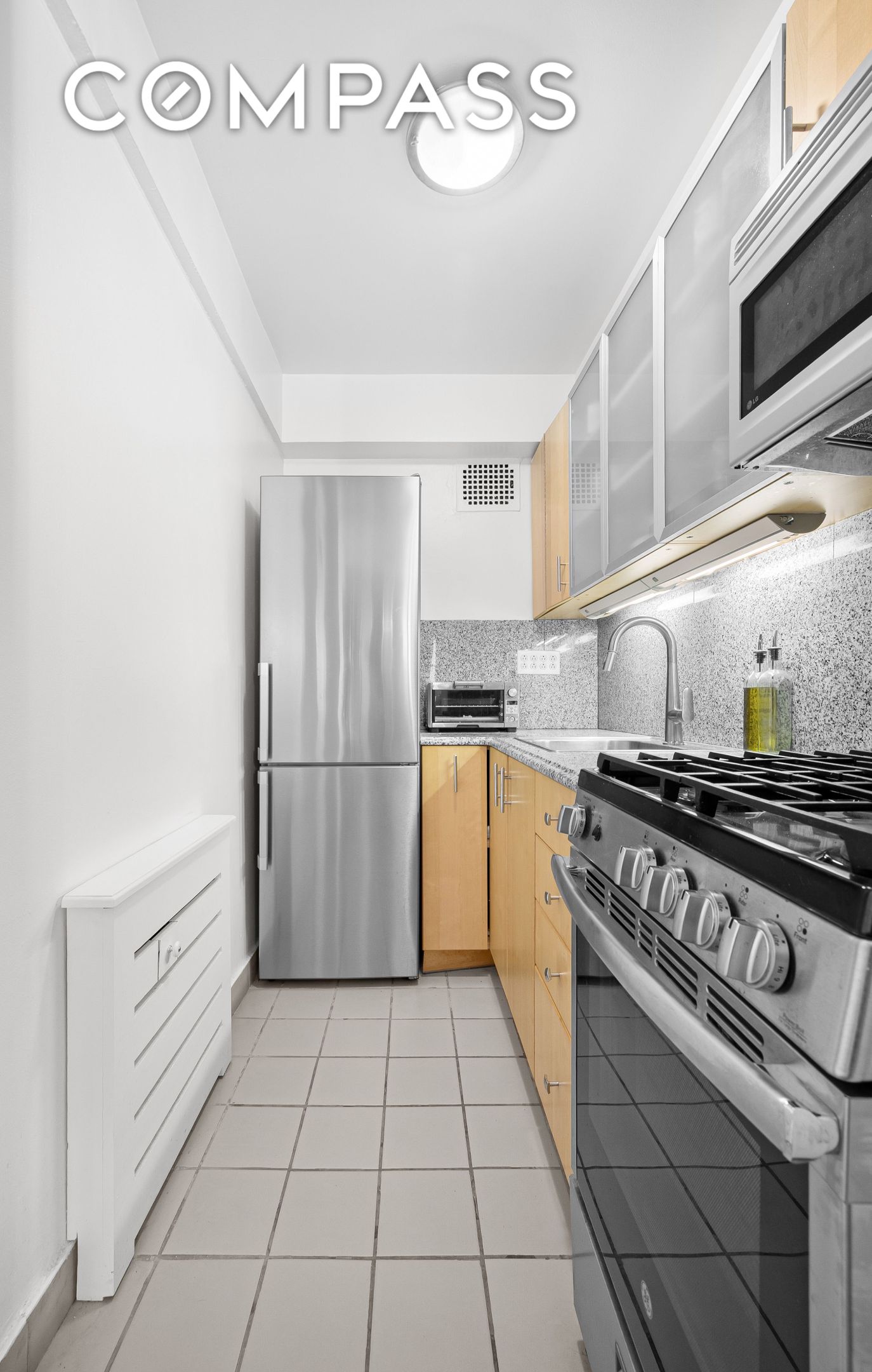 #9 photo, 200 E 36th Street, マンハッタン Murray Hill , NY 10016