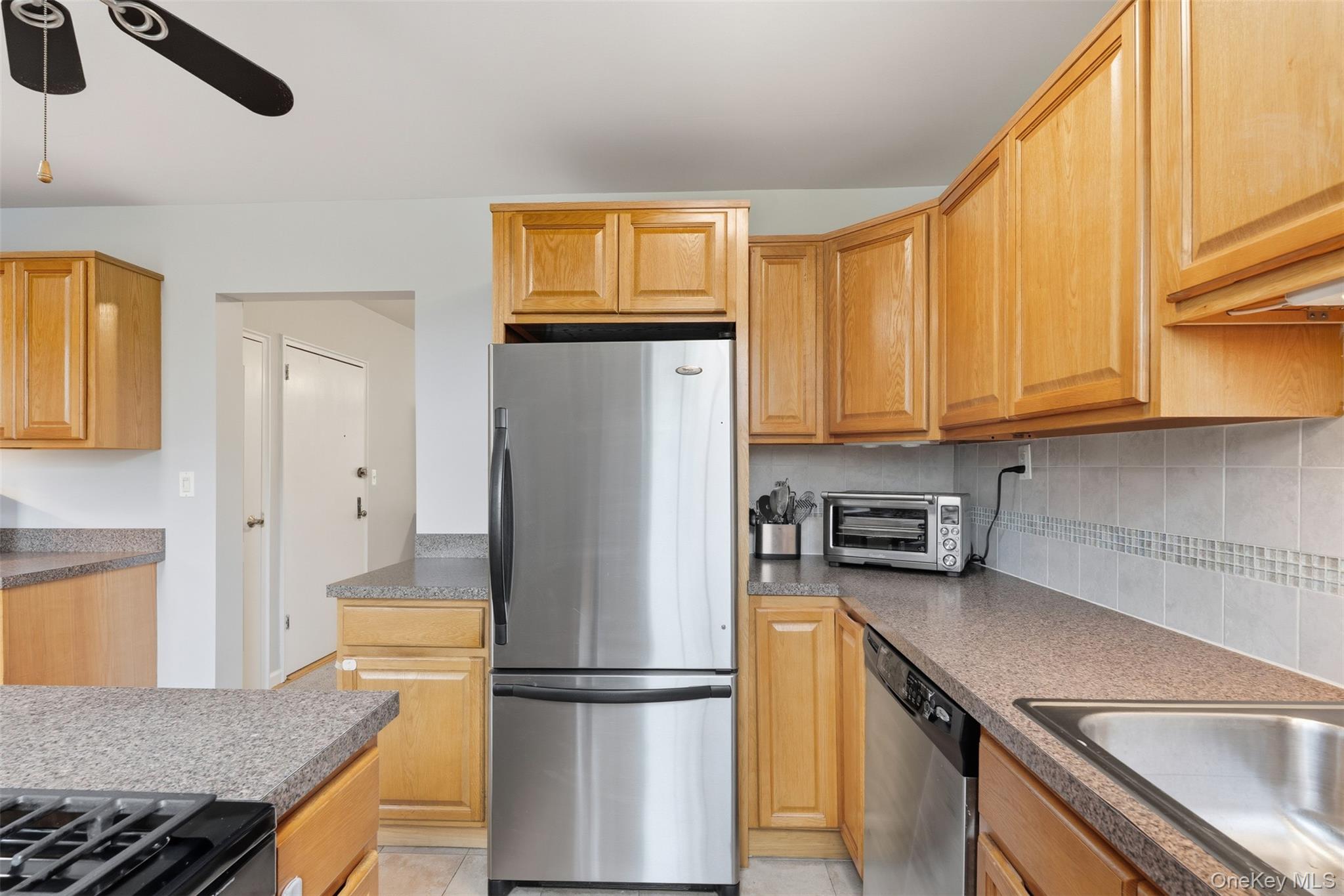 #16 photo, 14 Soundview Avenue, White Plains , NY 10606