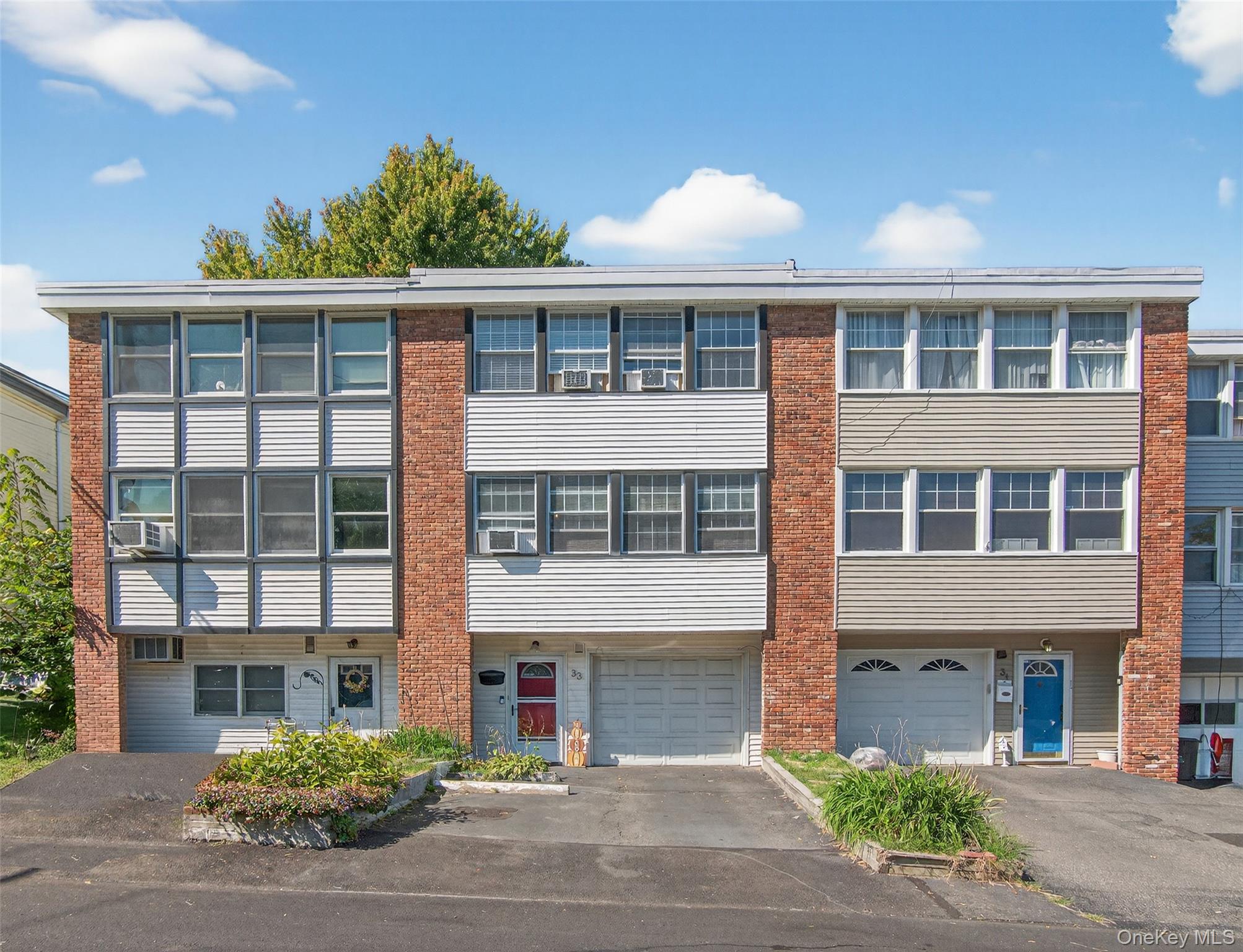 #1 photo, 33 W Overlook Road, West Haverstraw , NY 10993