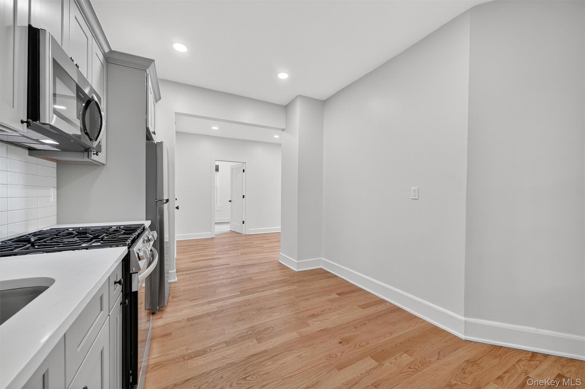 #9 photo, 79 Main Street, Ossining , NY 10562