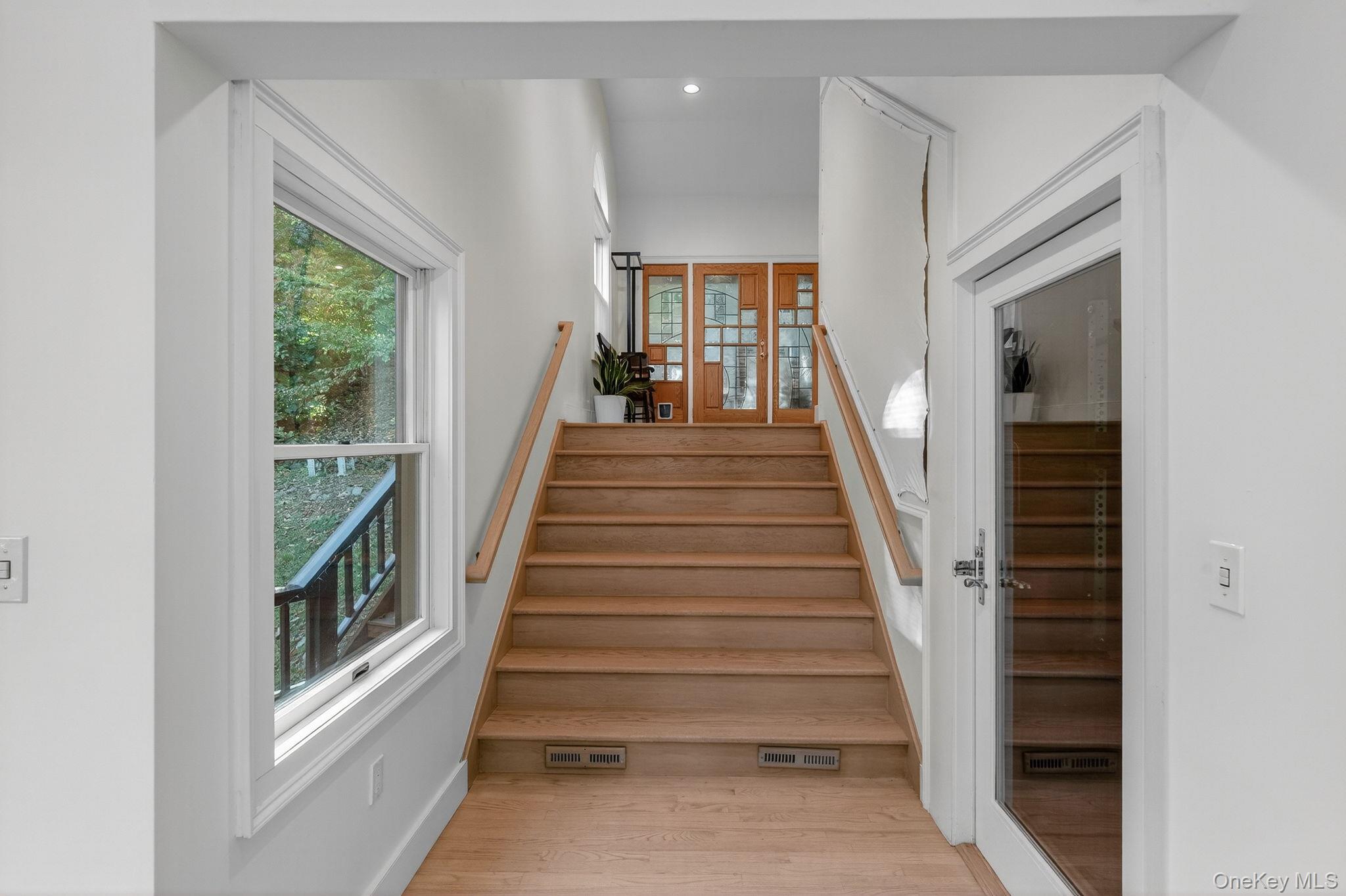 #13 photo, 83 River Road, Esopus , NY 12487