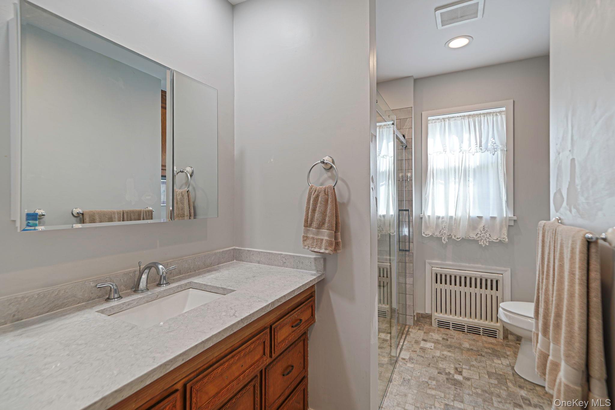 #12 photo, 1493 Flanders Road, サフォーク郡 Flanders , NY 11901