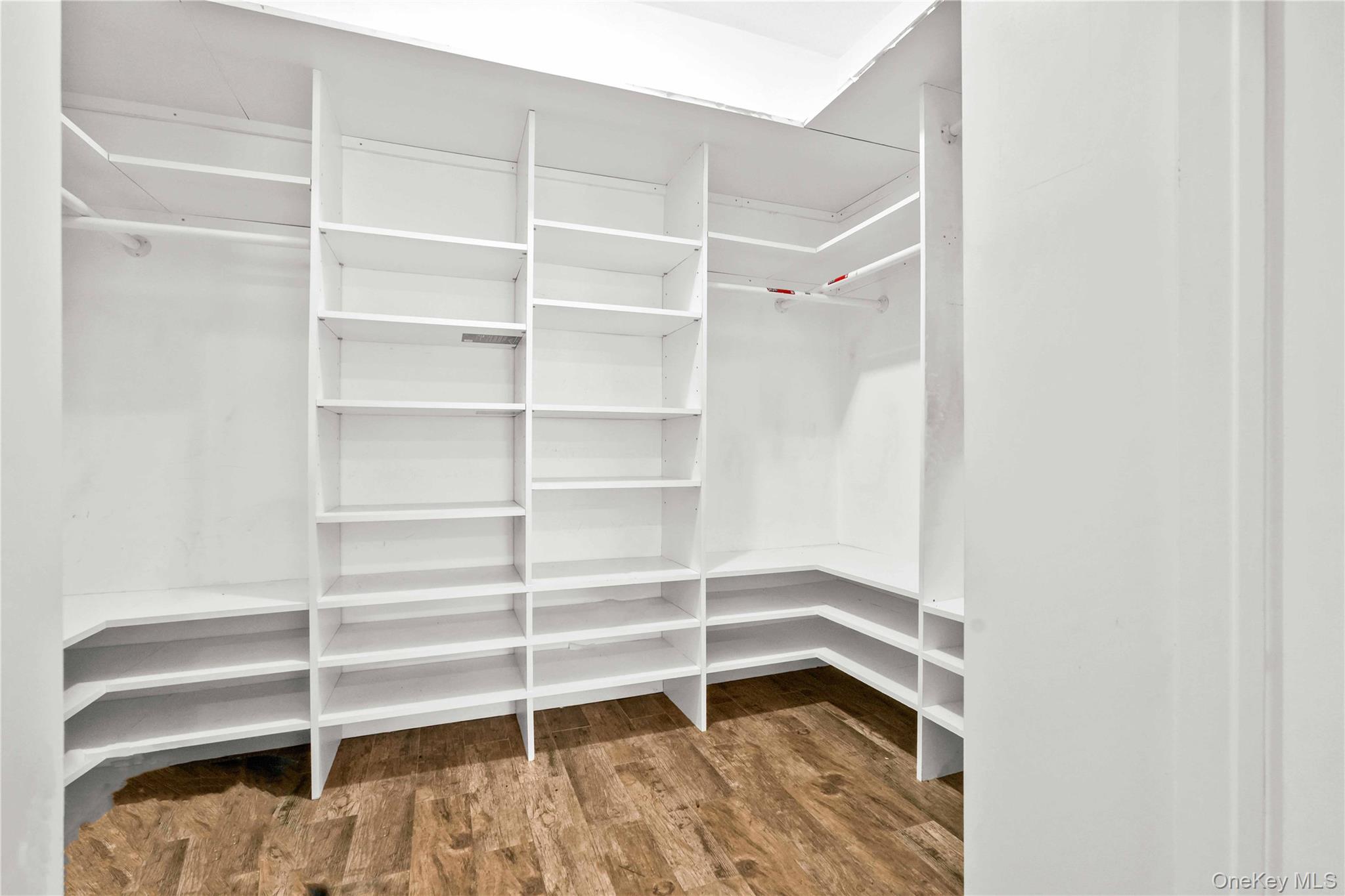 #13 photo, 48-12 37 Street, Long Island City , NY 11101