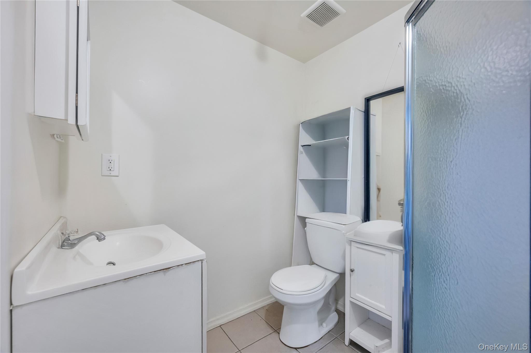 #18 photo, 1199 Connetquot Avenue, Central Islip , NY 11722