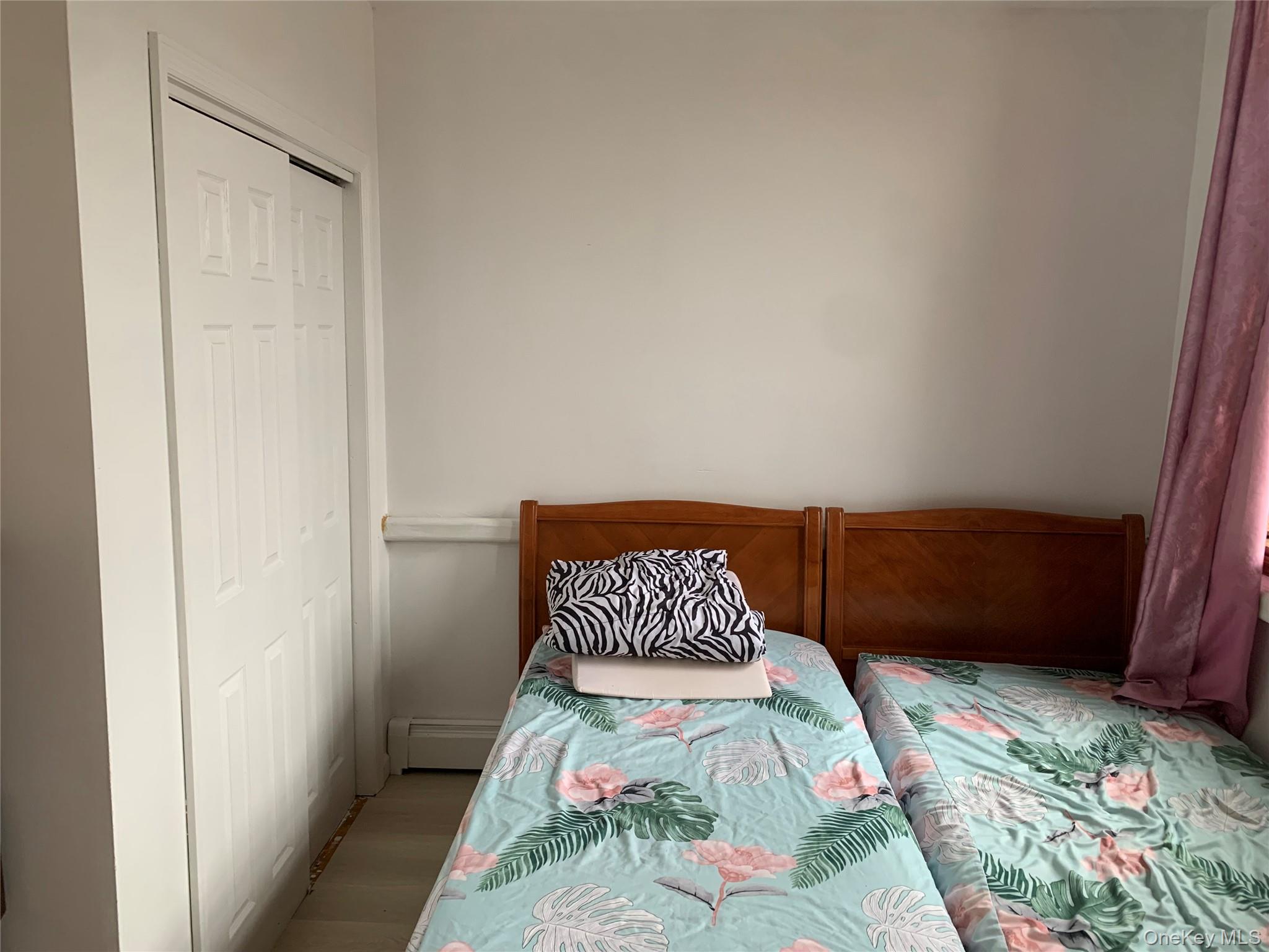 #5 photo, 873 42 Street, ブルックリン区 Brooklyn , NY 11232