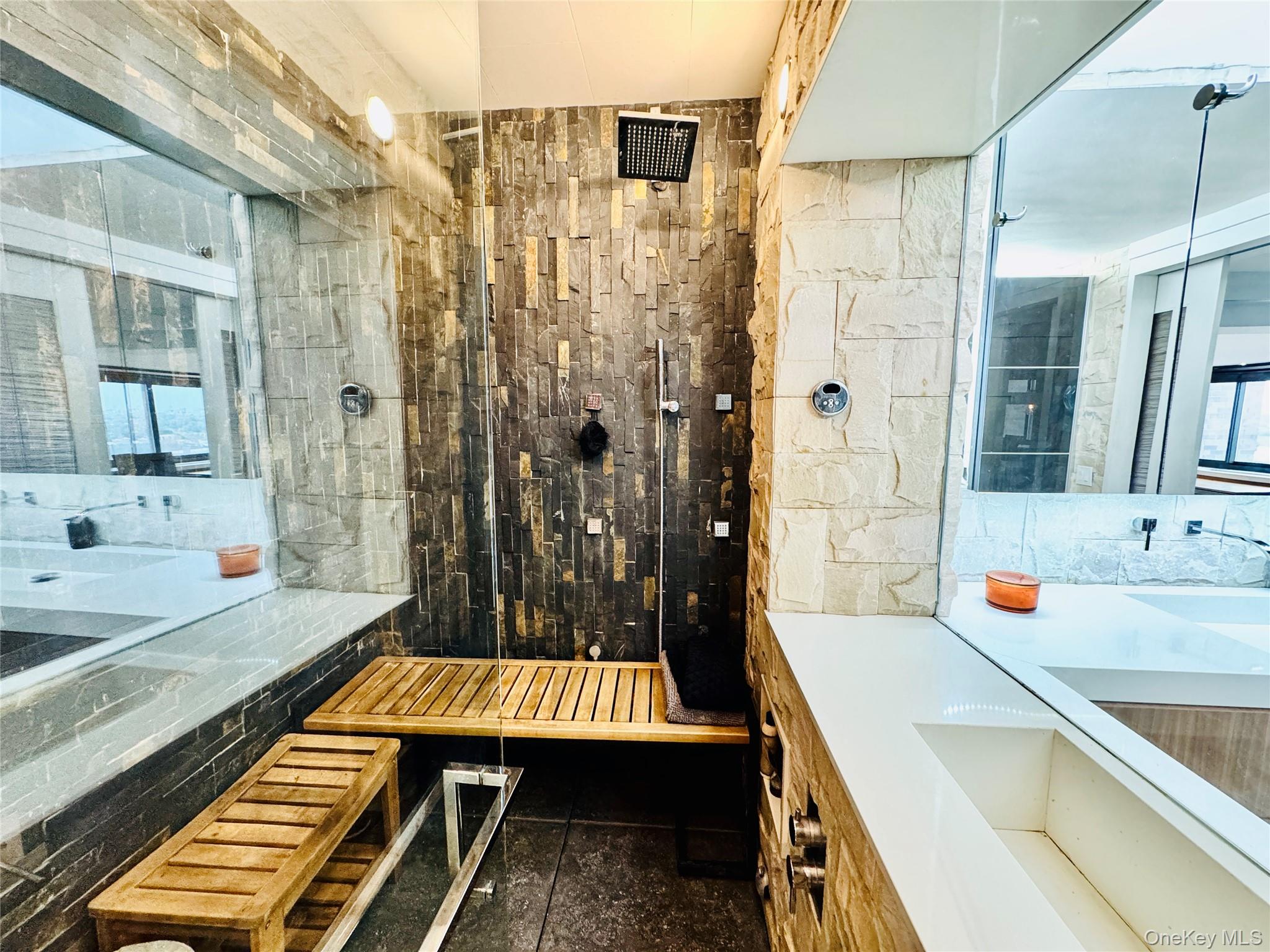 #10 photo, 119-49 Union Turnpike, クイーンズ区 Forest Hills , NY 11375