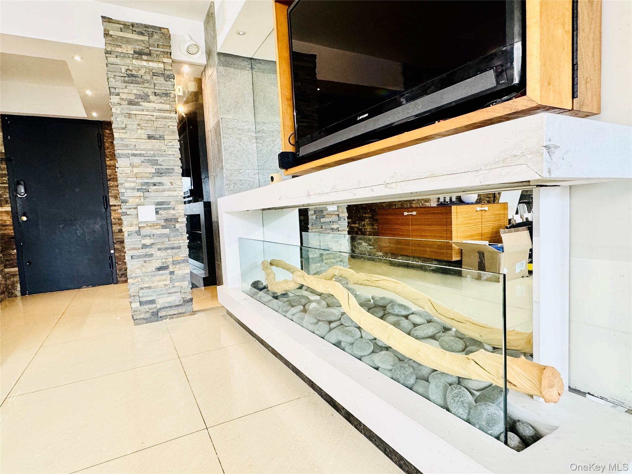 #4 photo, 119-49 Union Turnpike, クイーンズ区 Forest Hills , NY 11375