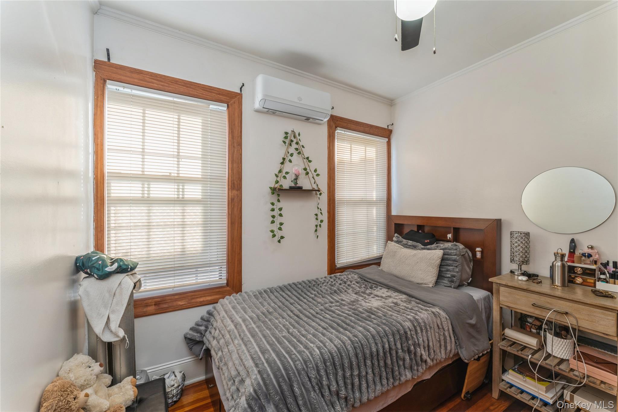 #11 photo, 150-27 Coolidge Avenue, Briarwood , NY 11432