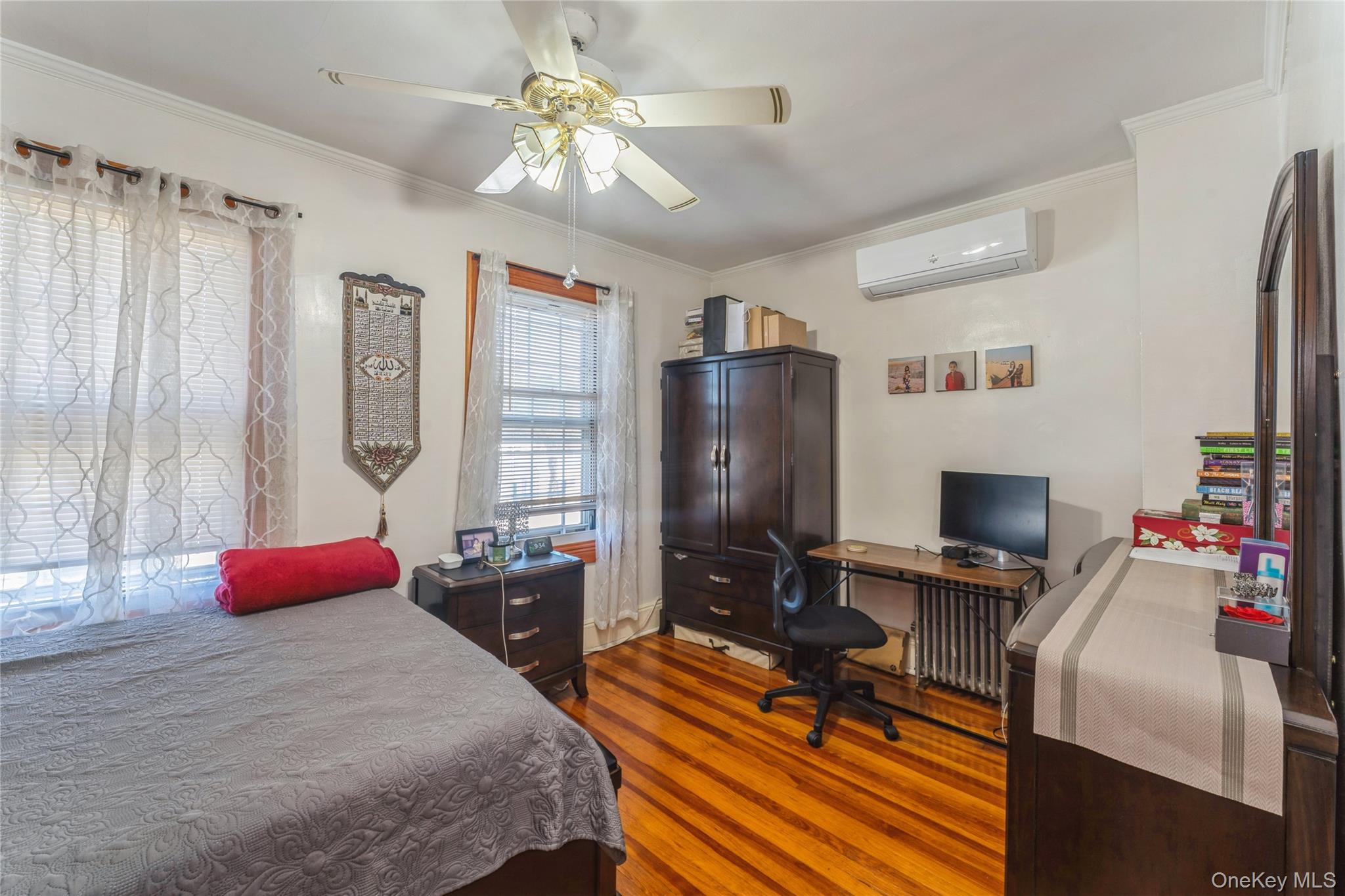 #14 photo, 150-27 Coolidge Avenue, Briarwood , NY 11432