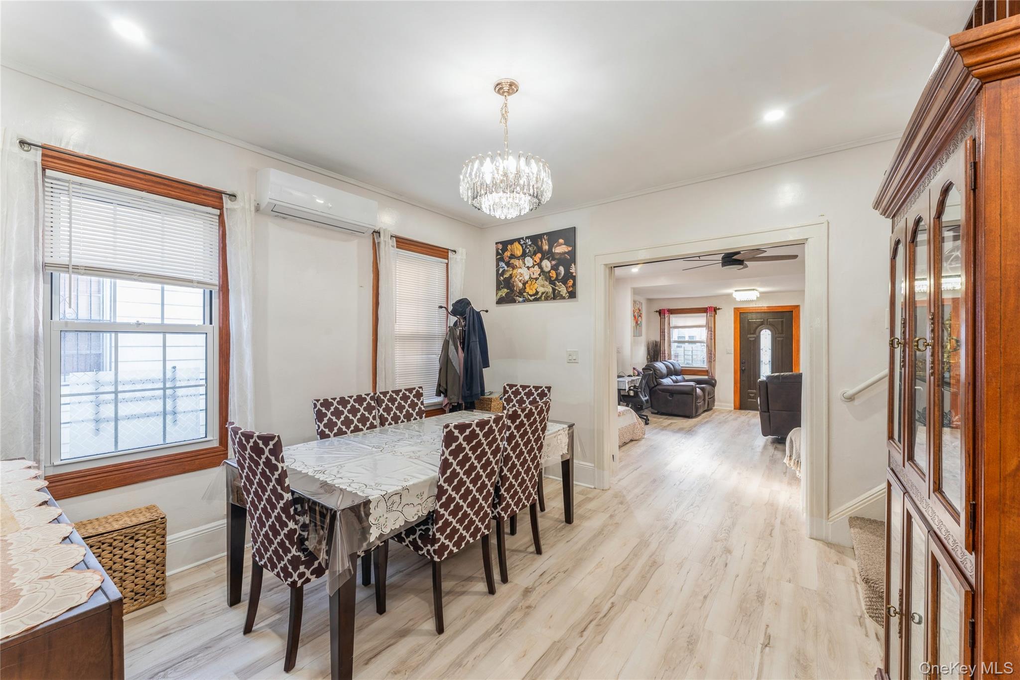 #6 photo, 150-27 Coolidge Avenue, Briarwood , NY 11432