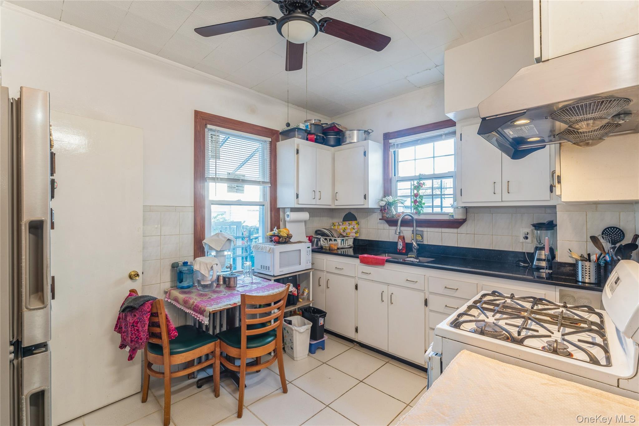 #8 photo, 150-27 Coolidge Avenue, Briarwood , NY 11432