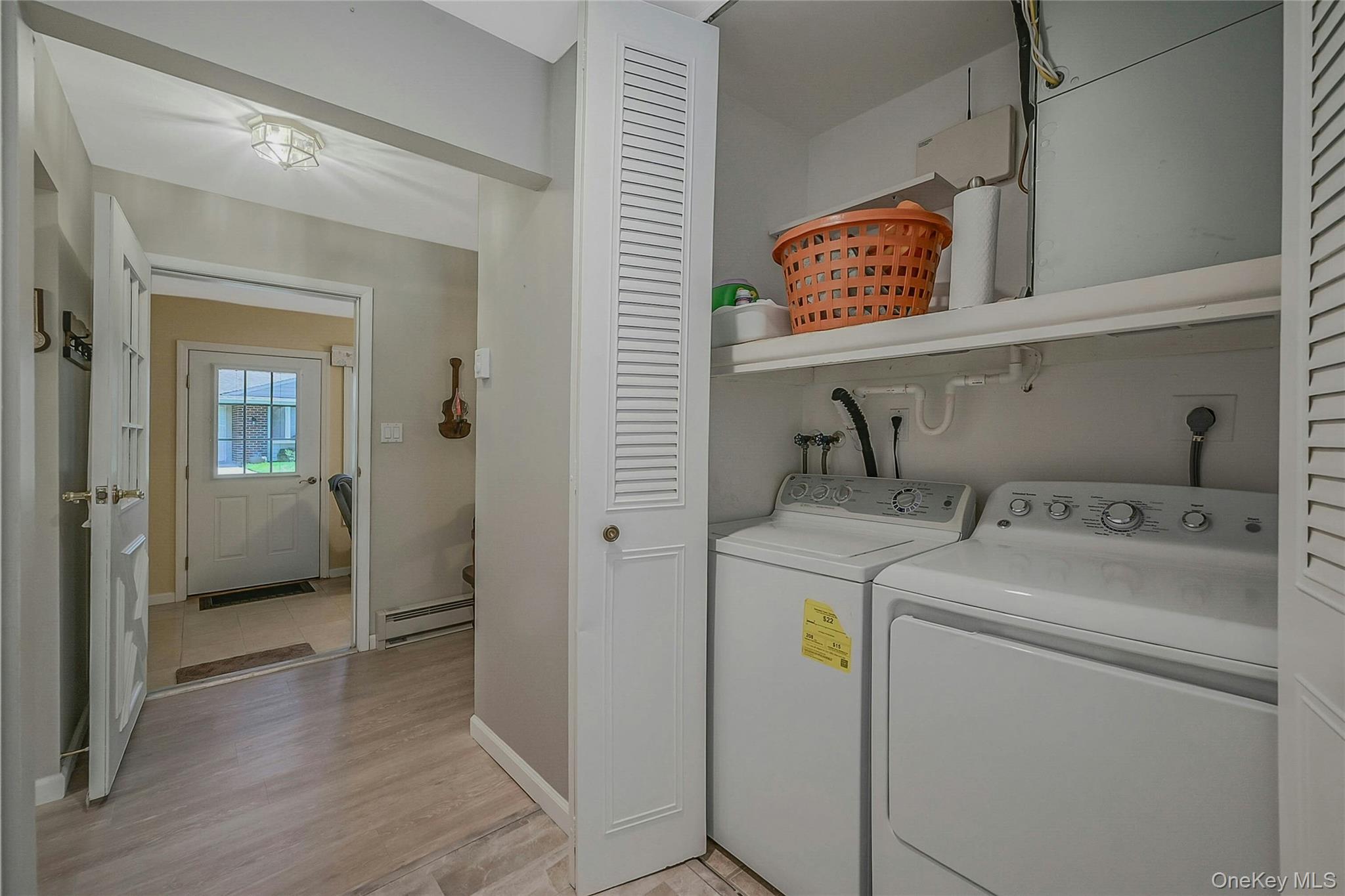 #8 photo, 4 C Guilford Court, サフォーク郡 Ridge , NY 11961