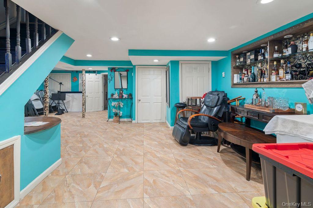 #17 photo, 21 Jasper Street, ナッソー郡 North Valley Stream , NY 11580