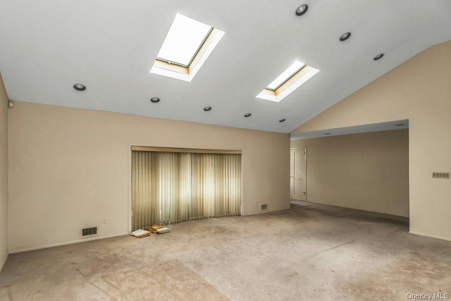 #6 photo, 15 Cedar Drive, ナッソー郡 Roslyn , NY 11576