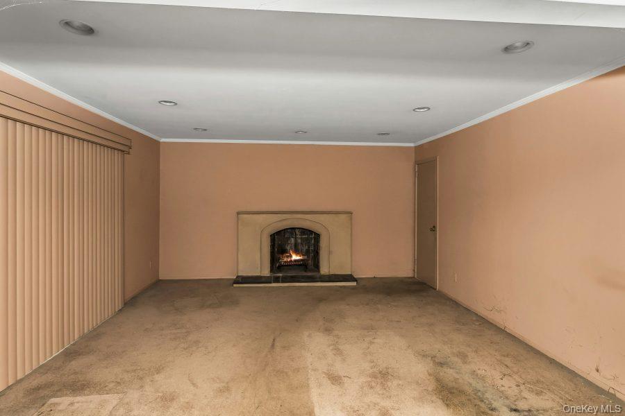 #8 photo, 15 Cedar Drive, ナッソー郡 Roslyn , NY 11576