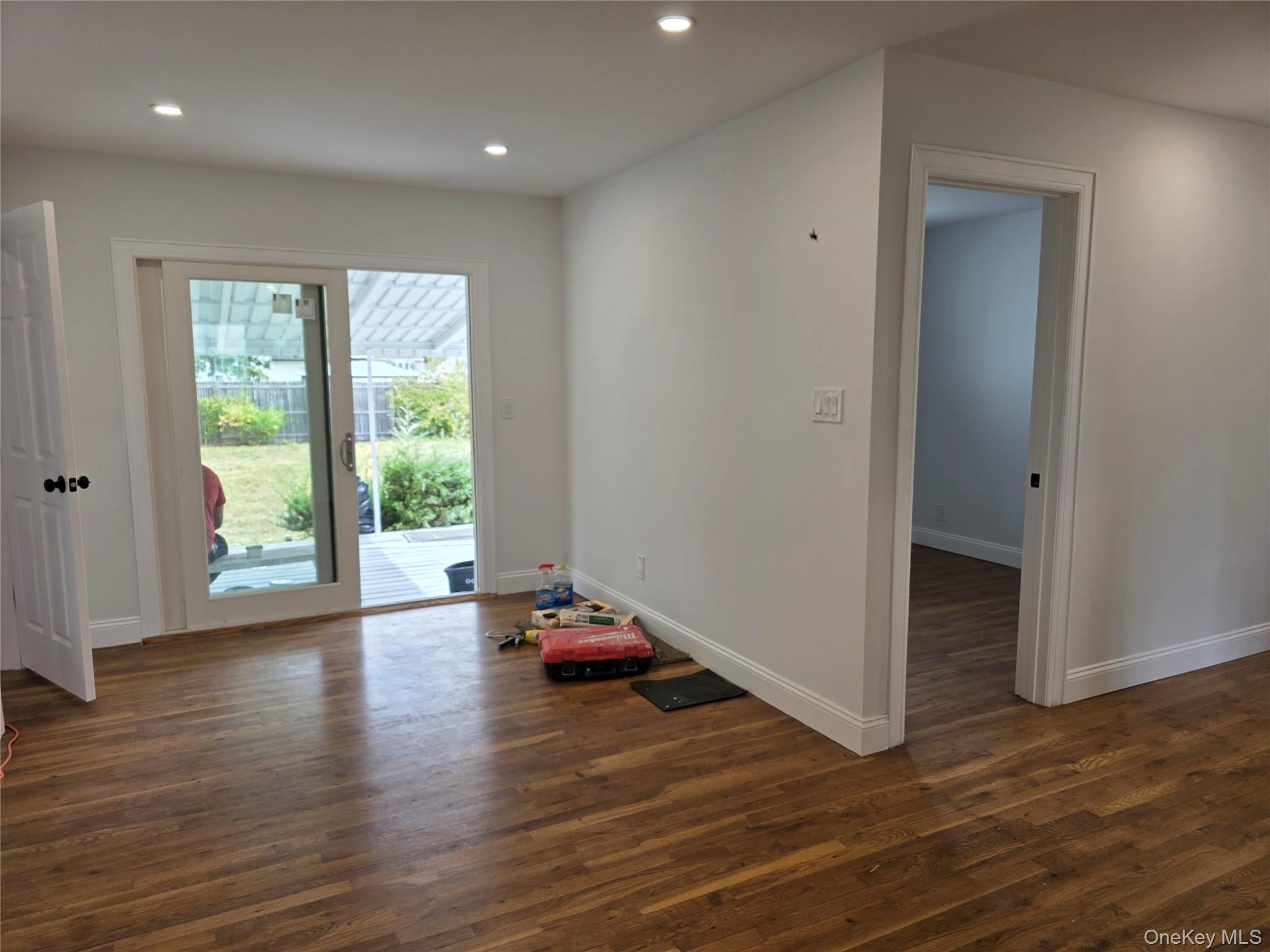 #12 photo, 26 Midday Drive, サフォーク郡 Centereach , NY 11720