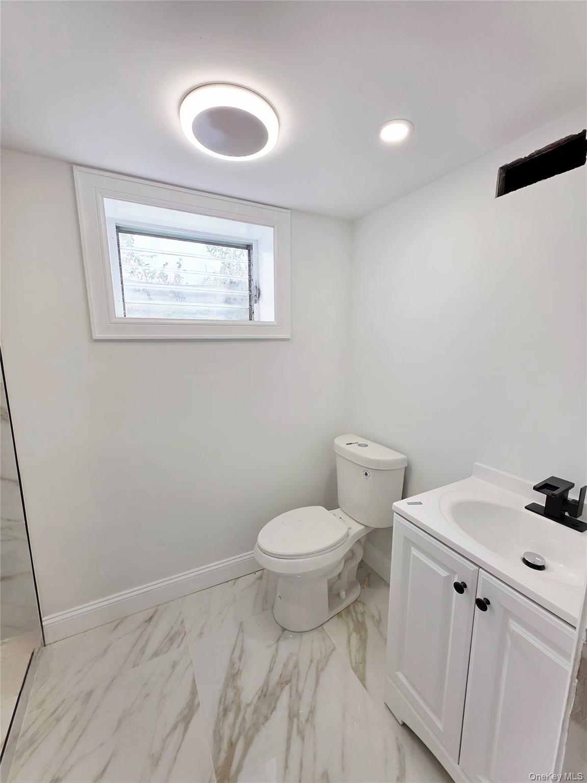 #15 photo, 26 Midday Drive, サフォーク郡 Centereach , NY 11720