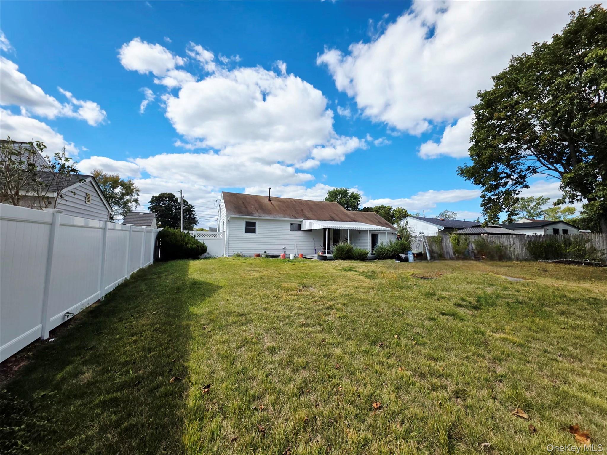 #19 photo, 26 Midday Drive, サフォーク郡 Centereach , NY 11720