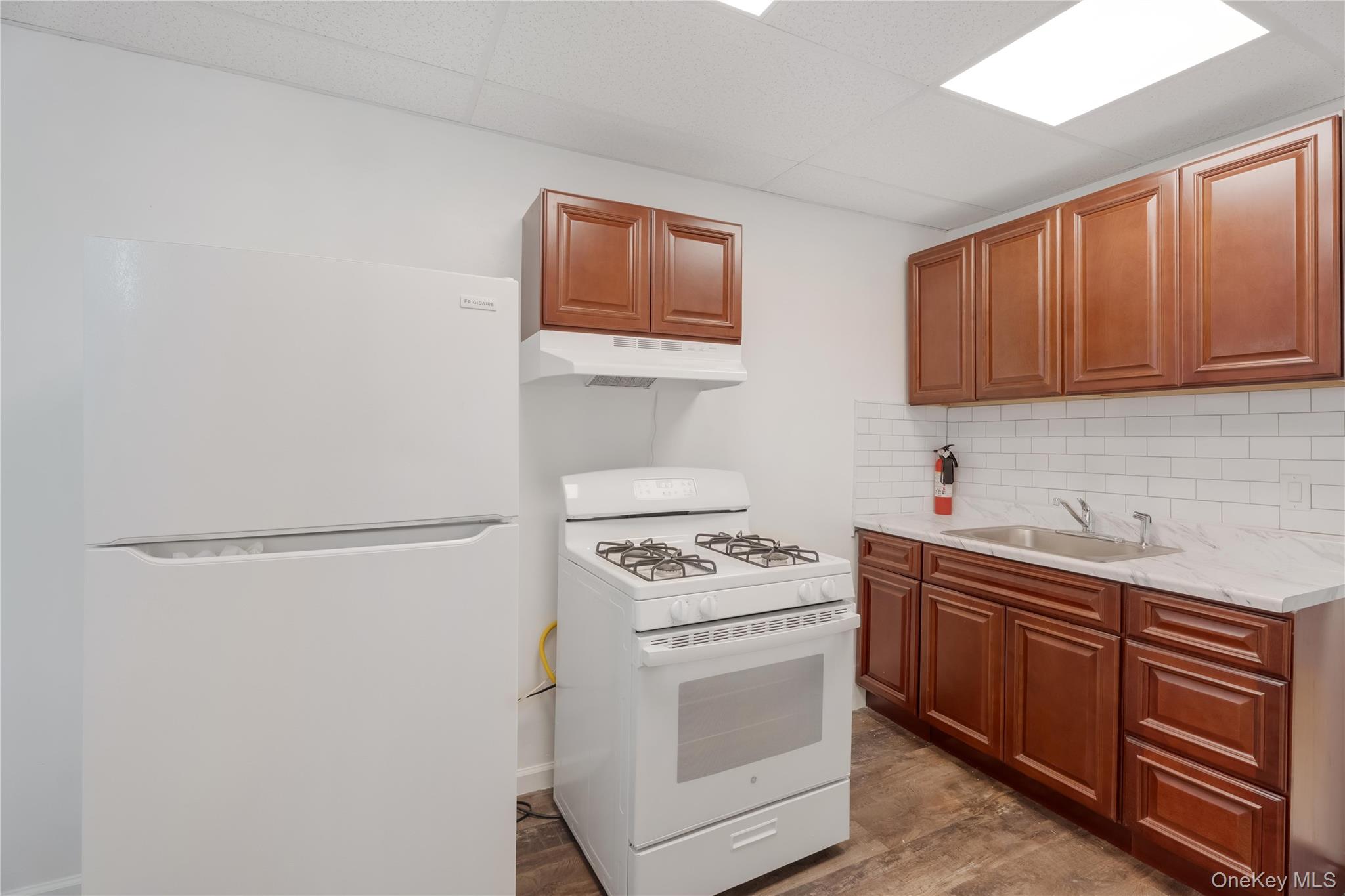 #3 photo, 7708 New Utrecht Avenue, ブルックリン区 Brooklyn , NY 11214