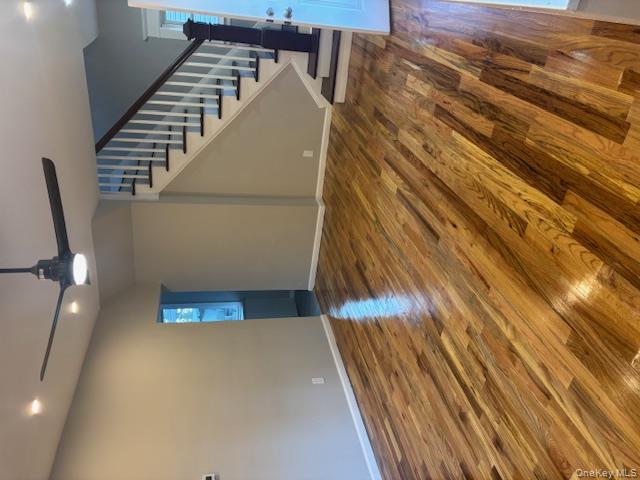 #13 photo, 7 Continental Hill, 长岛 格仑科夫 Glen Cove , NY 11542