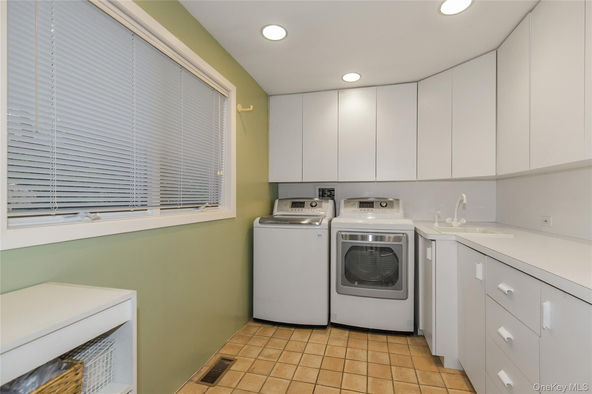 #13 photo, 7 Robbins Lane, ナッソー郡 Great Neck , NY 11020