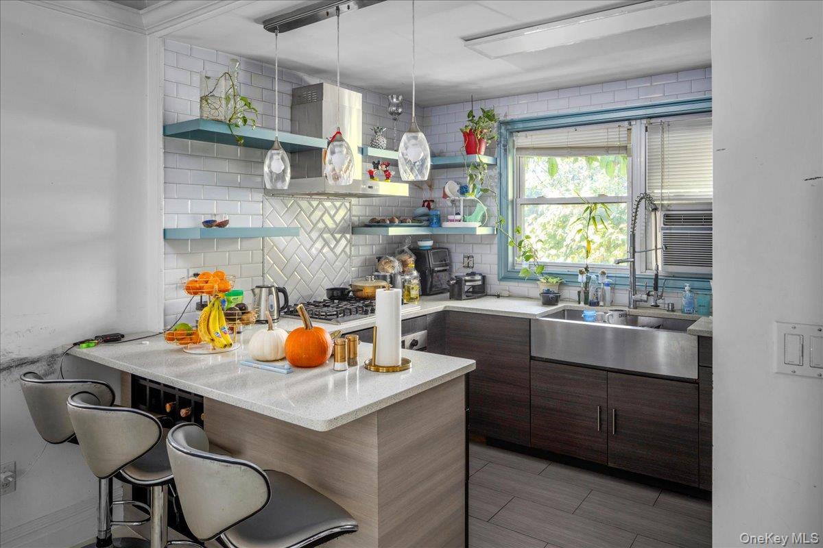 #11 photo, 19633 Foothill Avenue, Holliswood , NY 11423