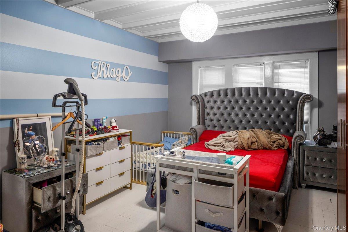 #14 photo, 19633 Foothill Avenue, Holliswood , NY 11423