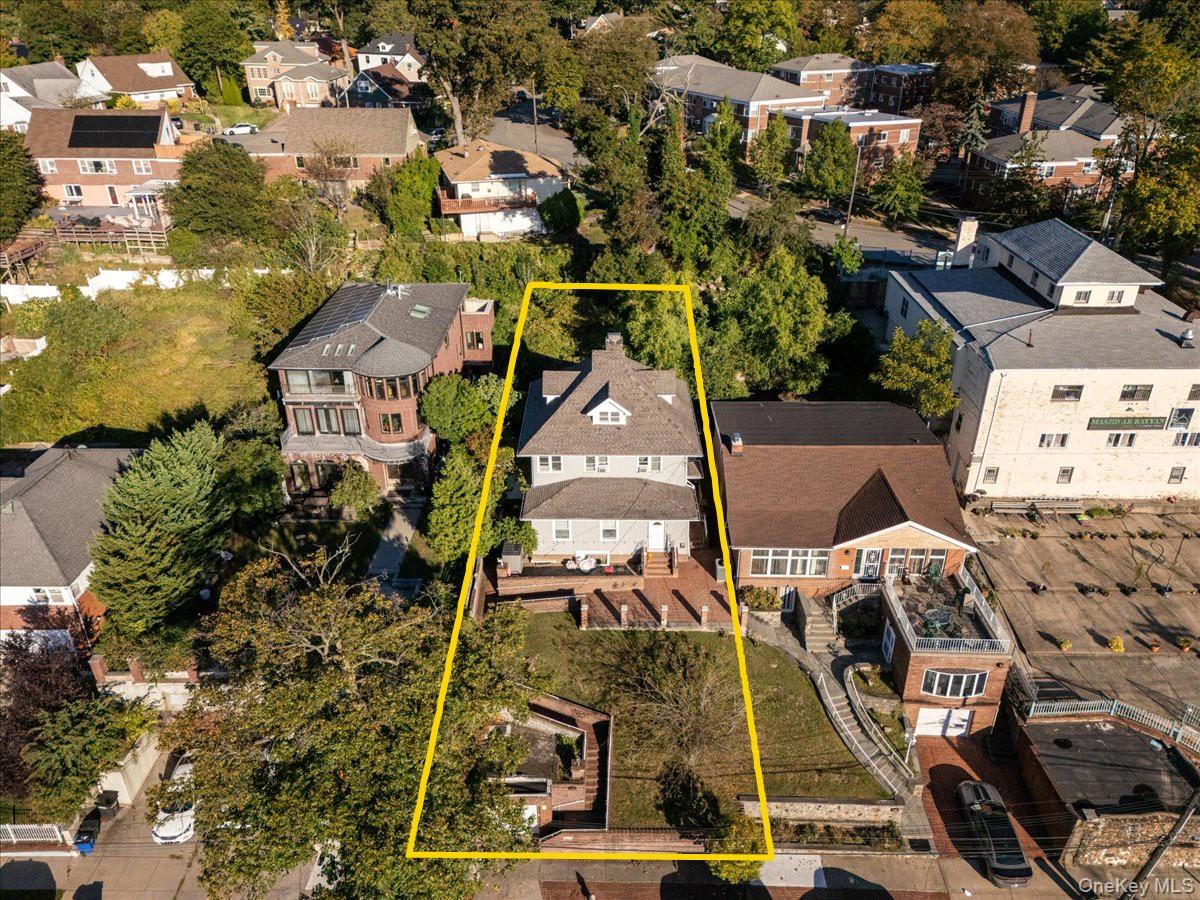 #2 photo, 19633 Foothill Avenue, Holliswood , NY 11423