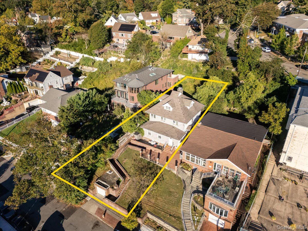 #3 photo, 19633 Foothill Avenue, Holliswood , NY 11423