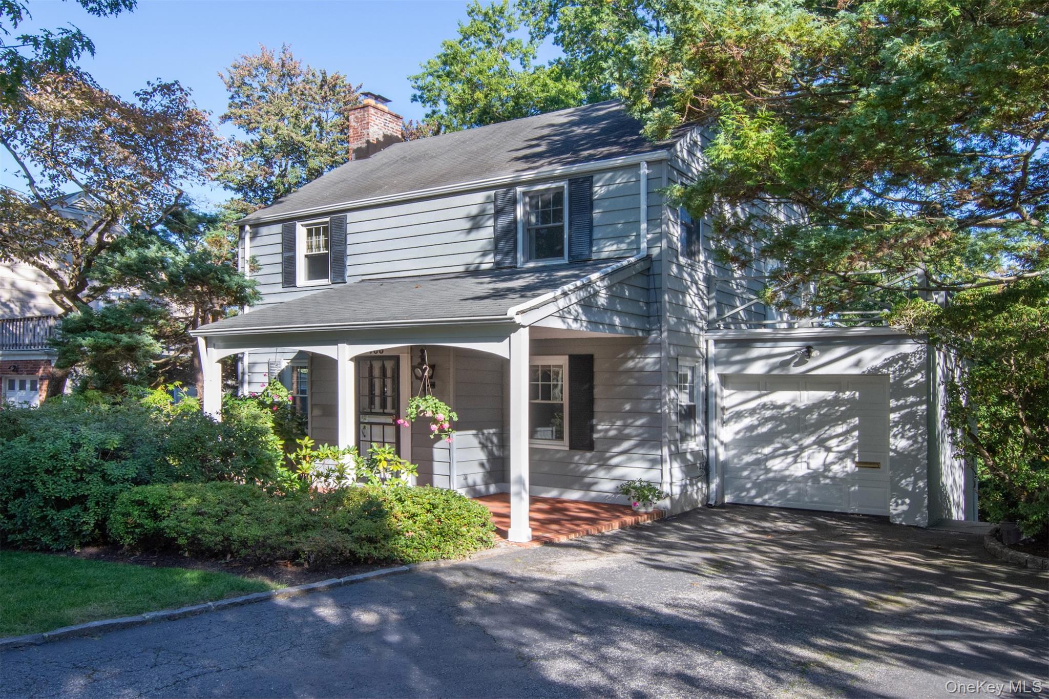 #1 photo, 466 California Road, ब्रोंक्स Bronxville , NY 10708