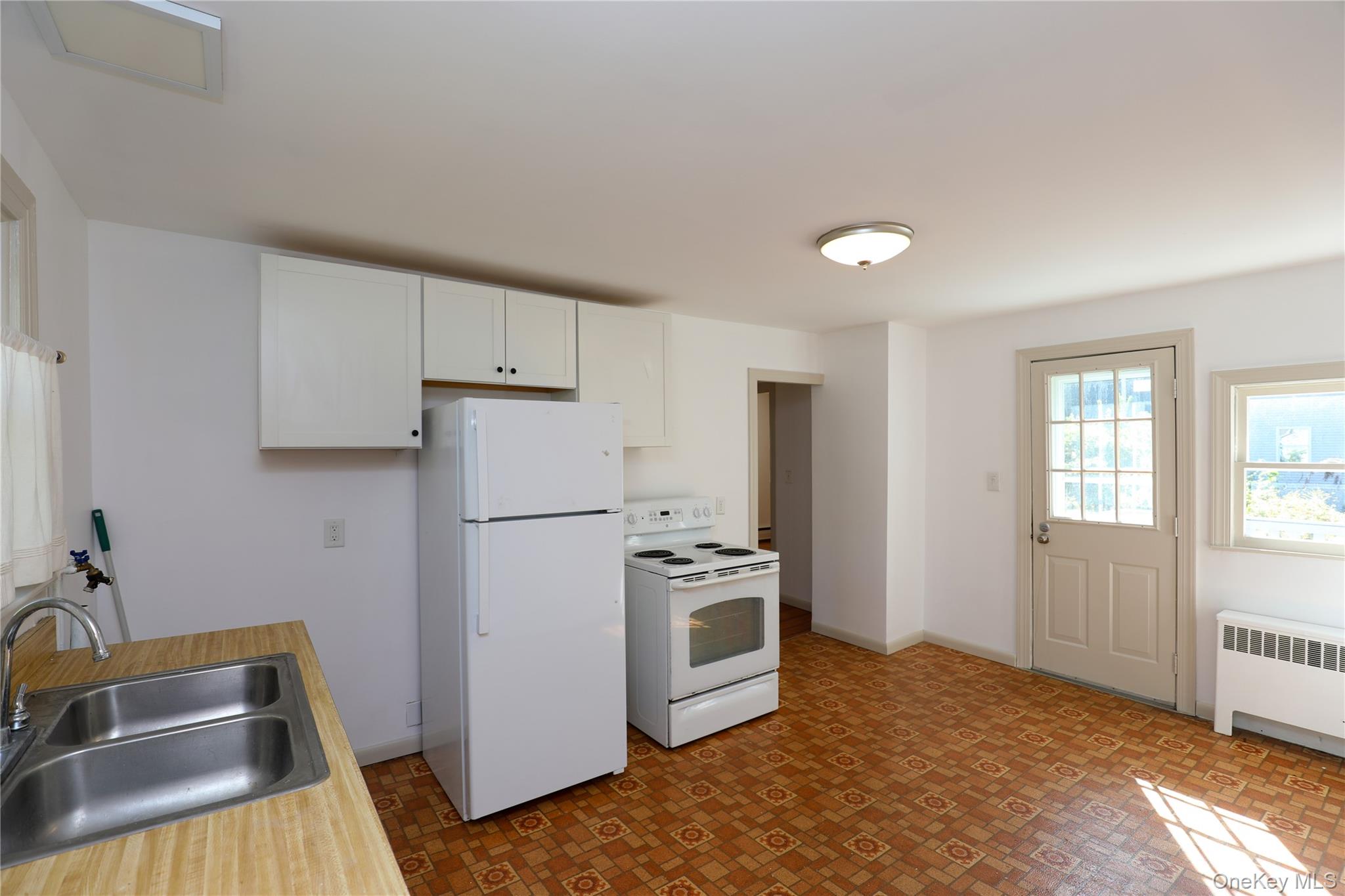 #13 photo, 103 Gross Street, Kingston , NY 12401