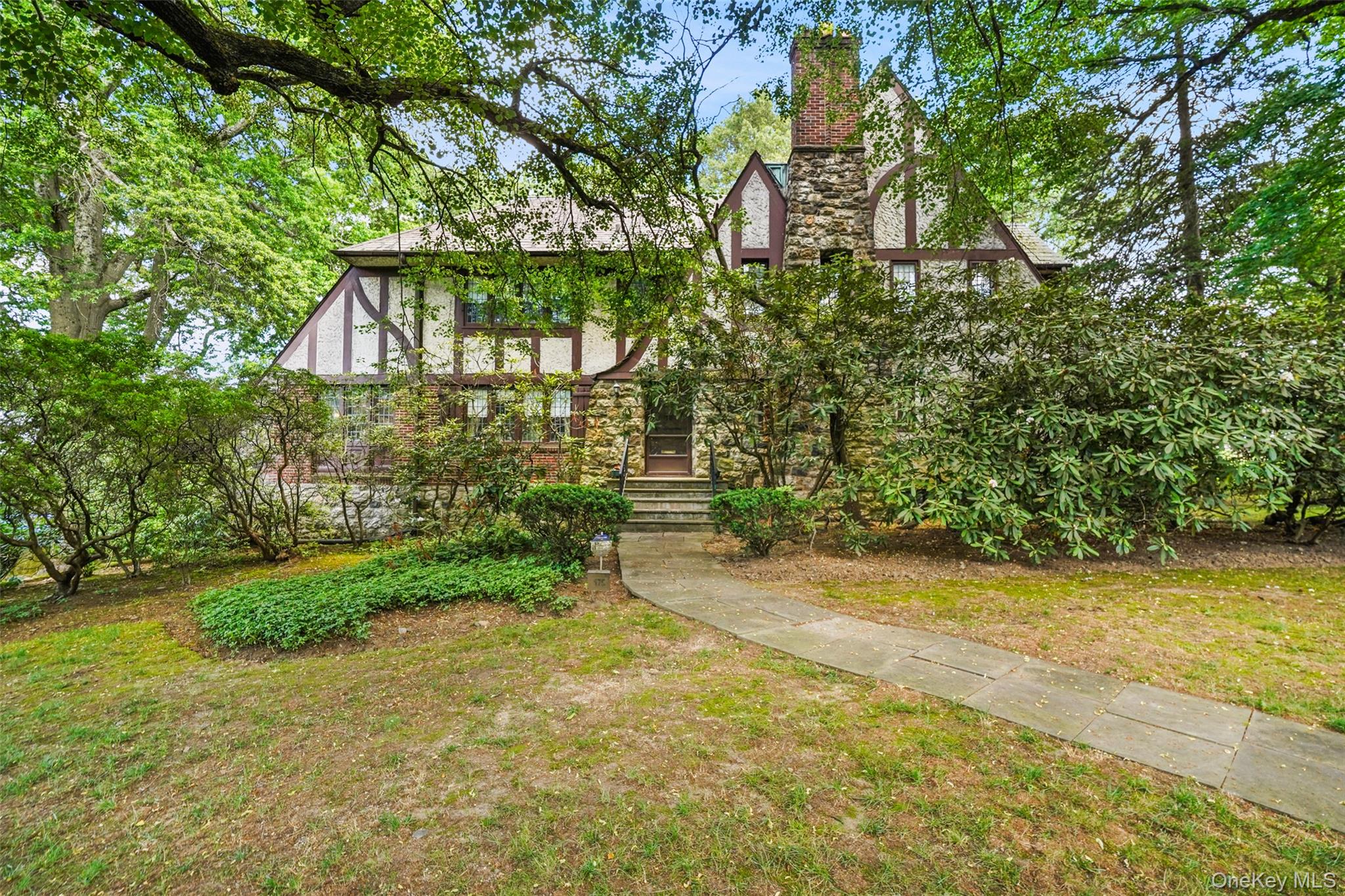 #1 photo, 175 Lyncroft Road, New Rochelle , NY 10804