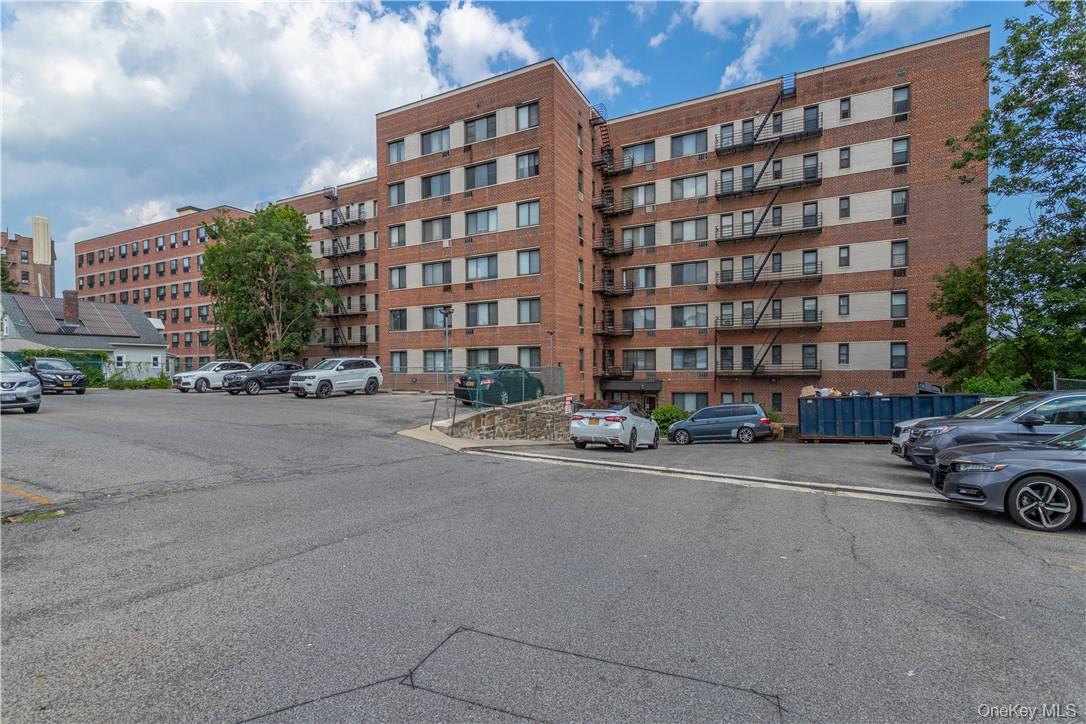 #14 photo, 411 Bronx River Road, Yonkers , NY 10704
