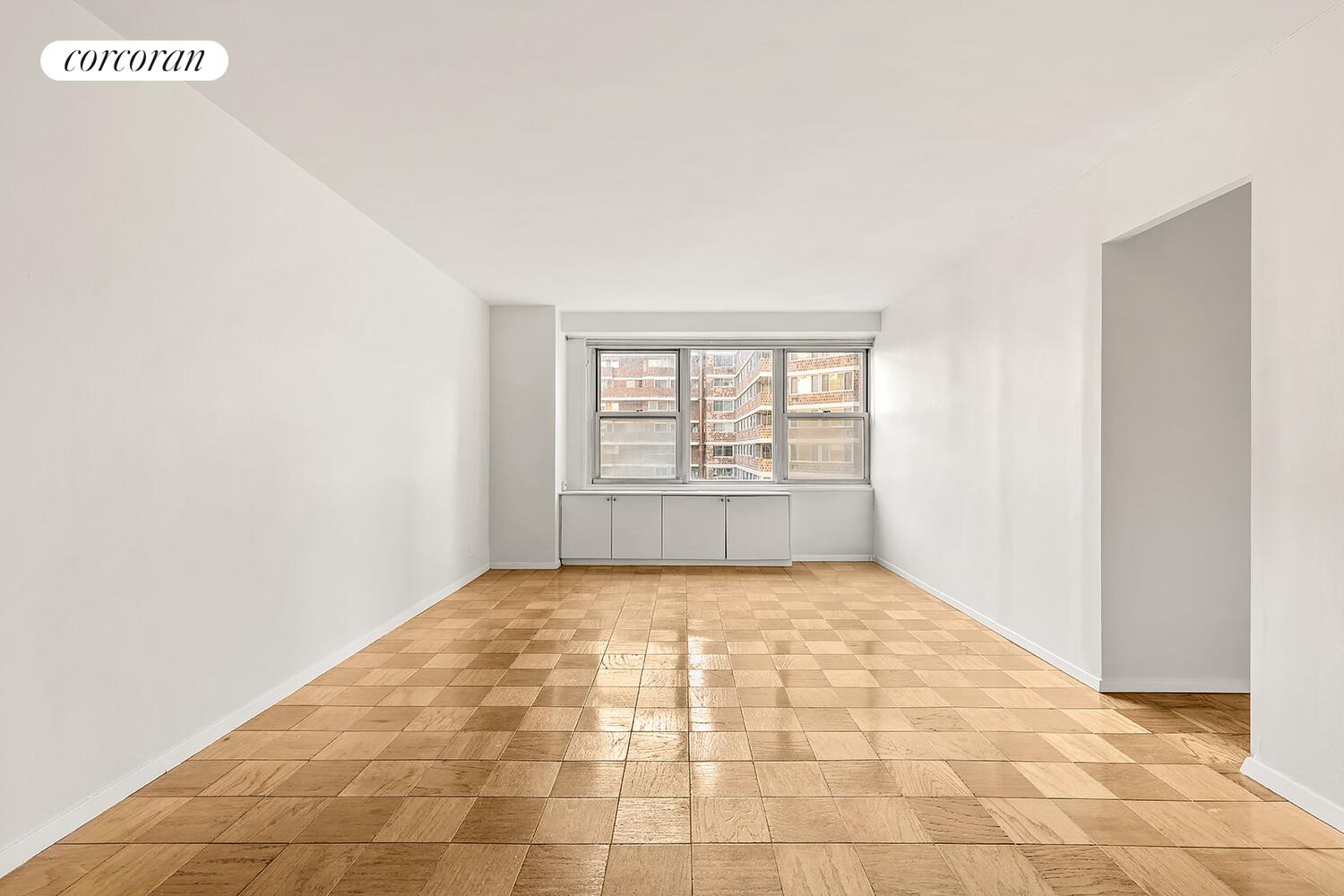 #3 photo, 305 E 24TH Street, マンハッタン Kips Bay , NY 10010