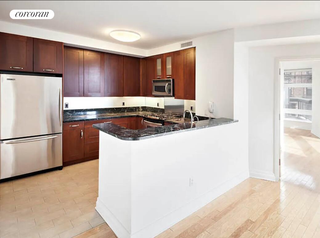 #4 photo, 272 W 107TH Street, マンハッタン Upper West Side , NY 10025