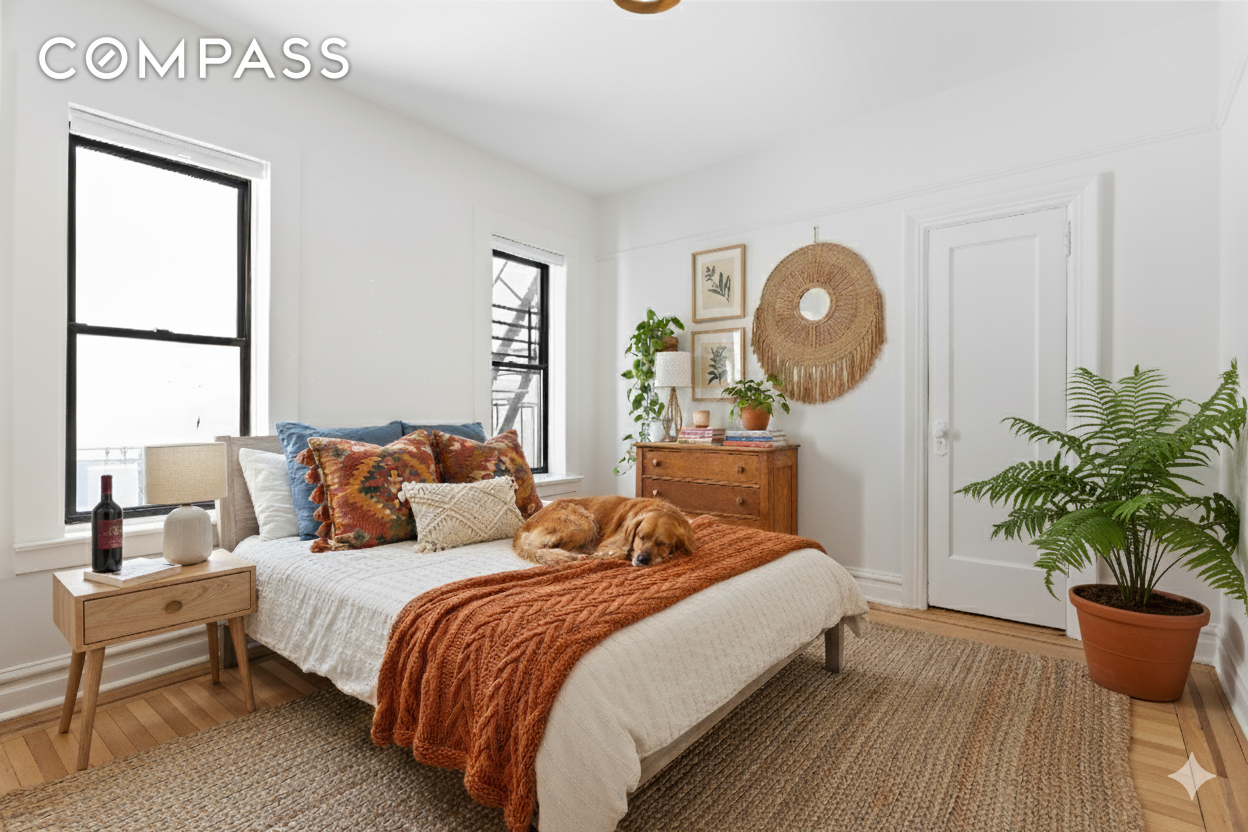 #4 photo, 77 Eastern Parkway, Prospect Heights , NY 11238