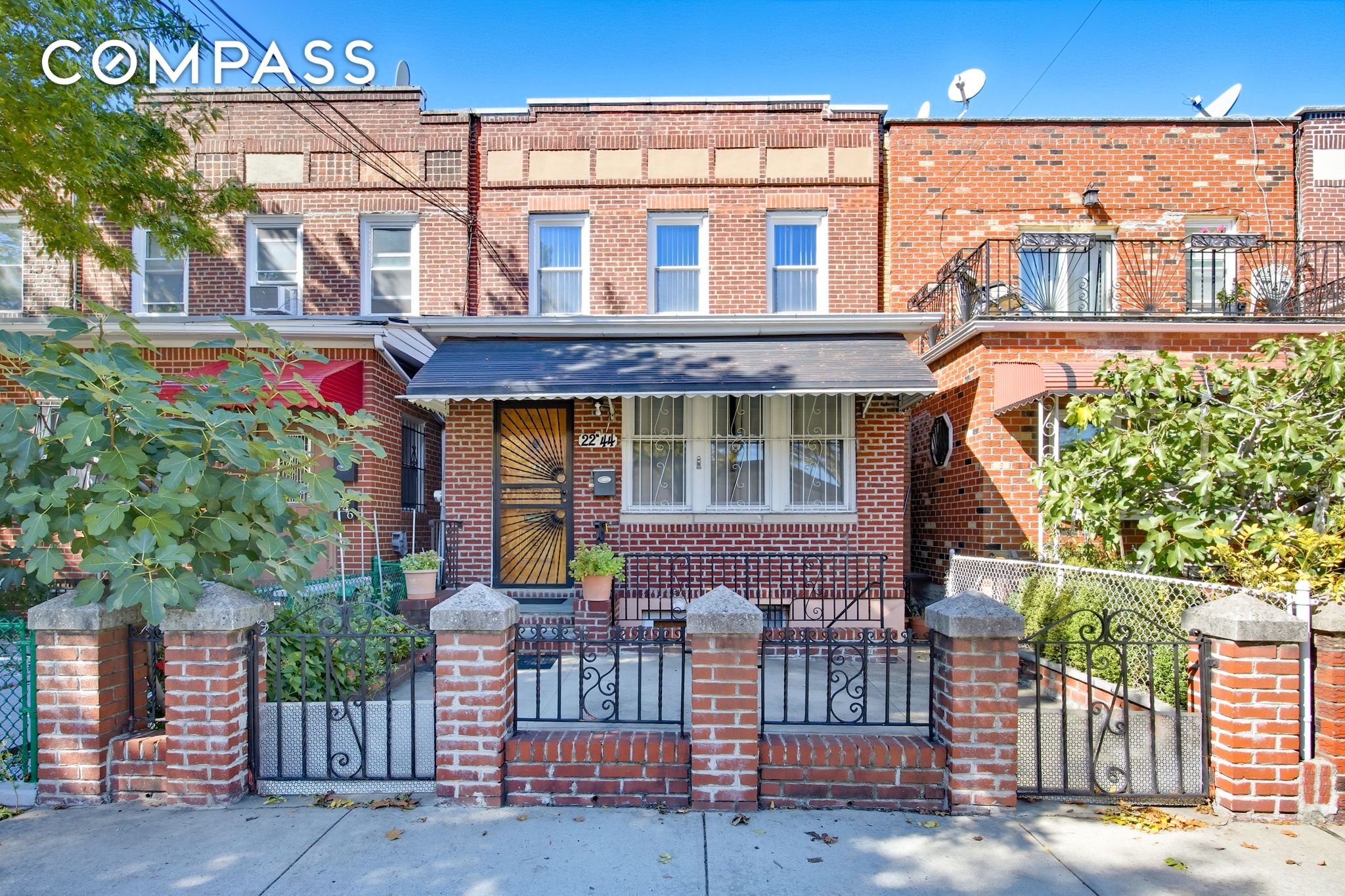 #1 photo, 22-44 43rd Street, クイーンズ区 Astoria , NY 11105