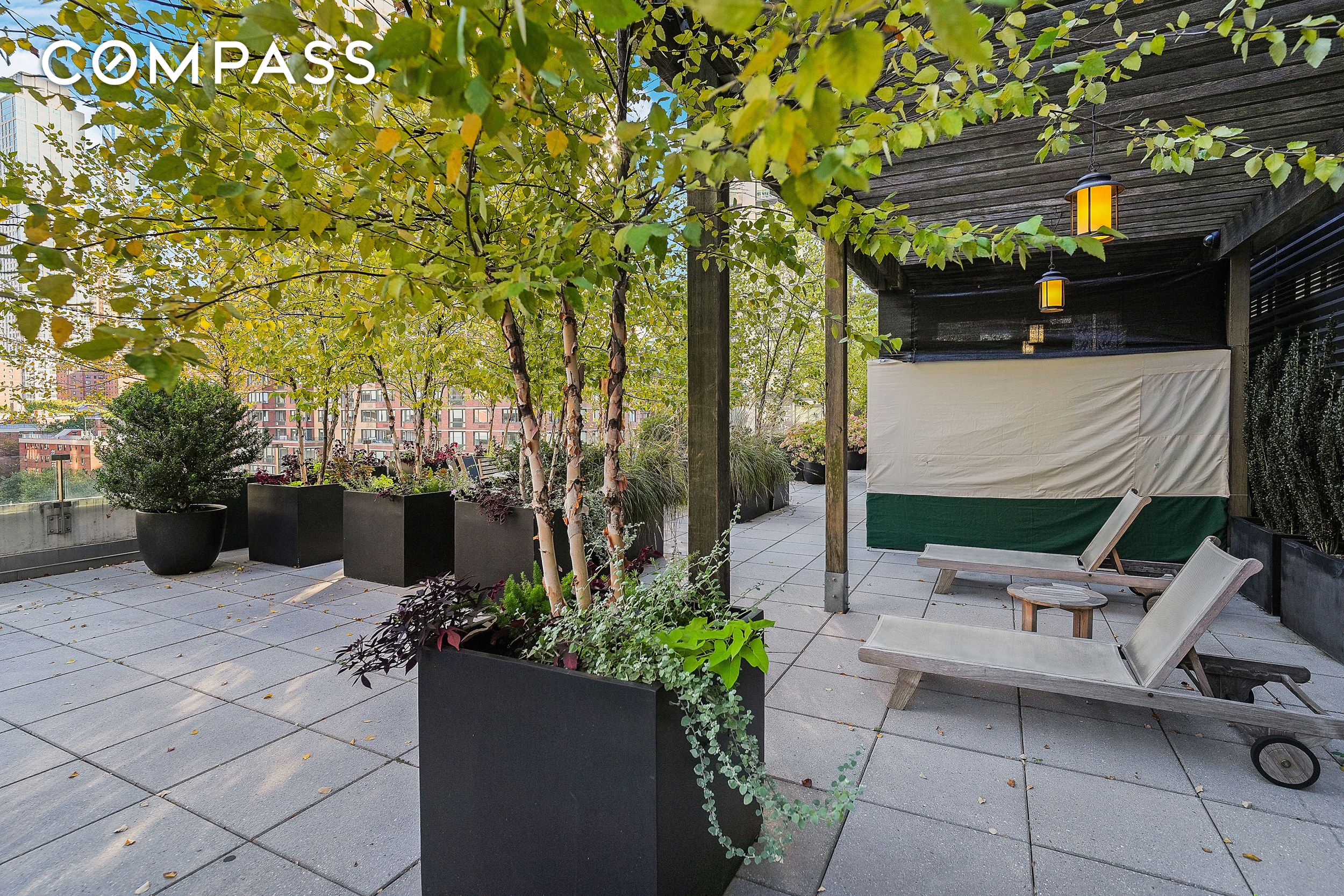 #9 photo, 80 Riverside Boulevard, マンハッタン Upper West Side , NY 10069