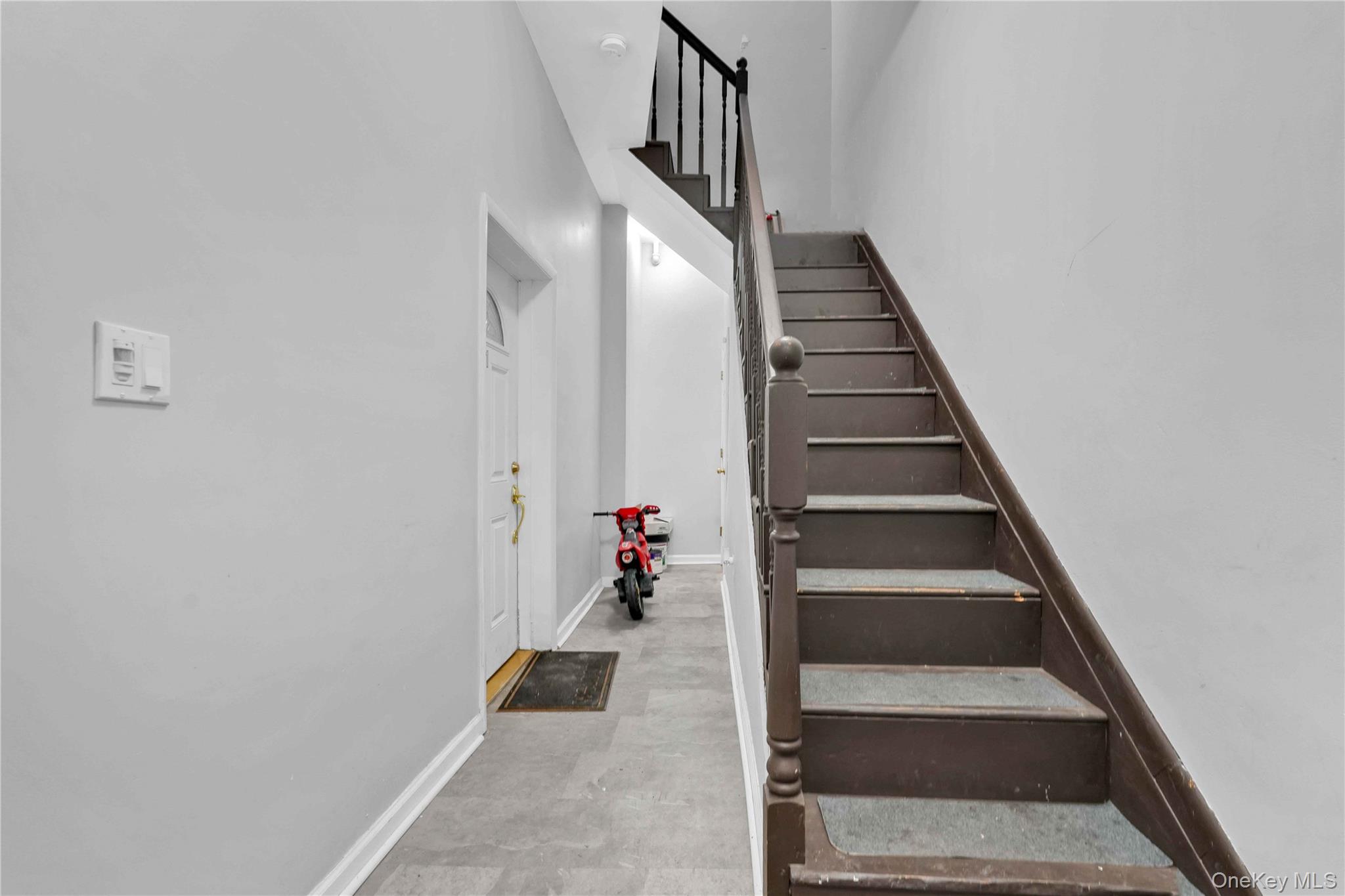 #10 photo, 1371 Prospect Avenue, ブロンクス区 Bronx , NY 10459