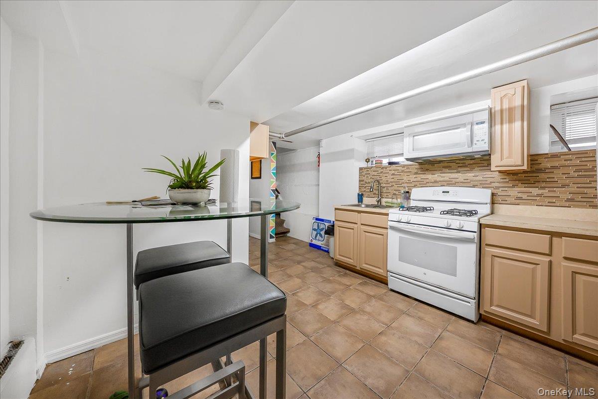 #14 photo, 14435 158th Street, クイーンズ区 Jamaica , NY 11434