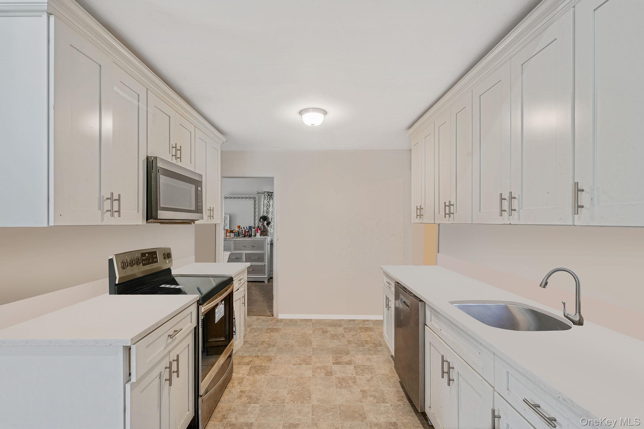 #10 photo, 15 Sayville Road, サフォーク郡 Mastic Beach , NY 11951