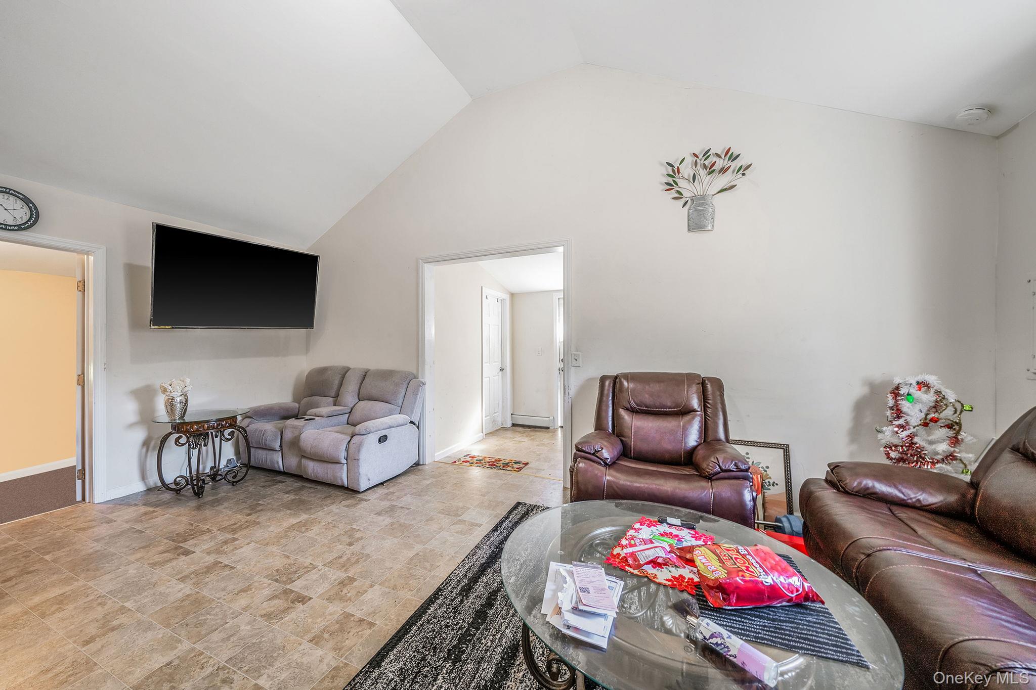 #7 photo, 15 Sayville Road, サフォーク郡 Mastic Beach , NY 11951