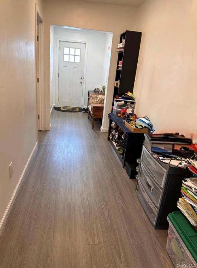 #2 photo, 626 Stewart Avenue, ナッソー郡 New Hyde Park , NY 11040