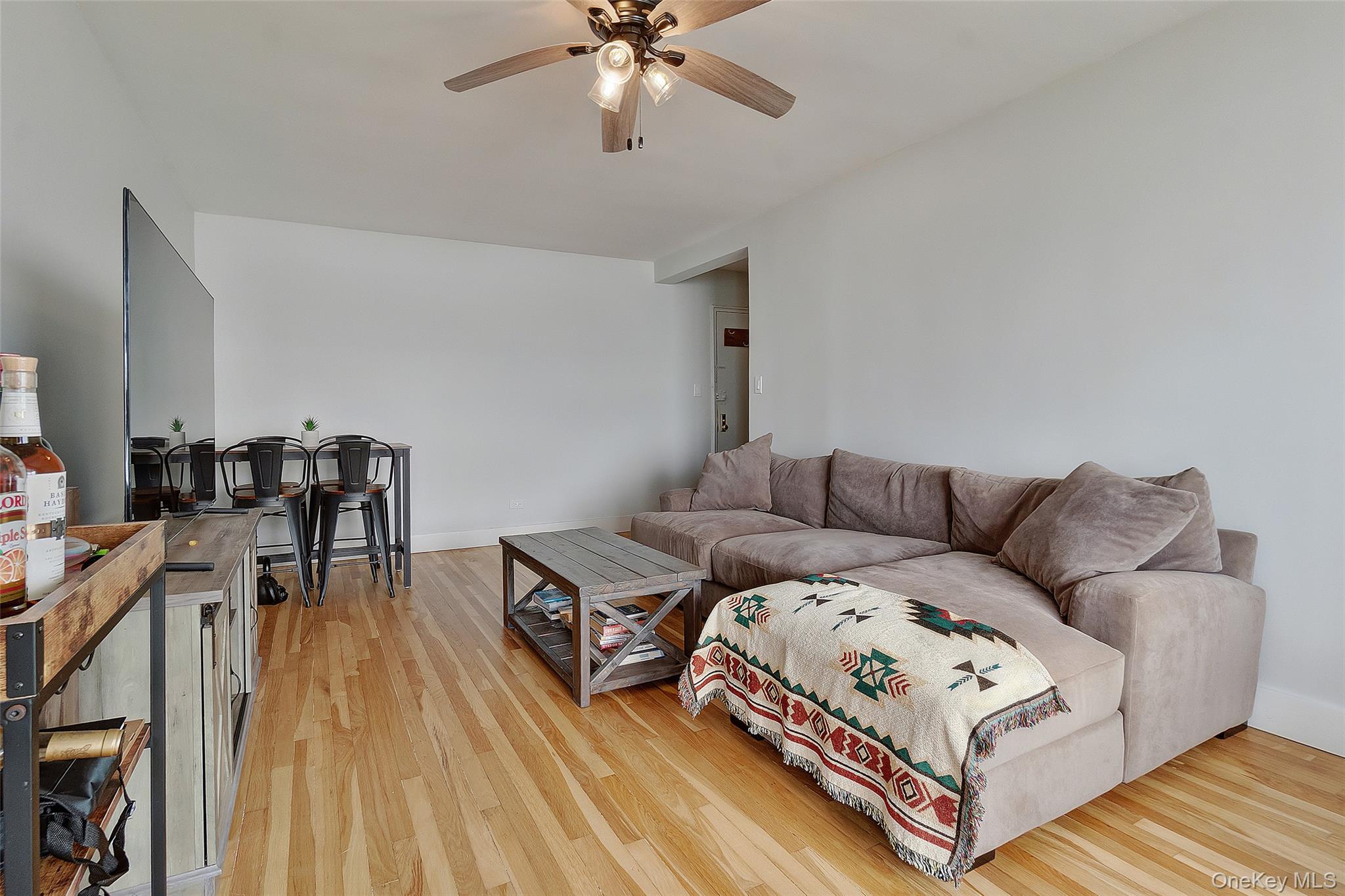 #10 photo, 125 Beach 124th Street, Rockaway Beach , NY 11694