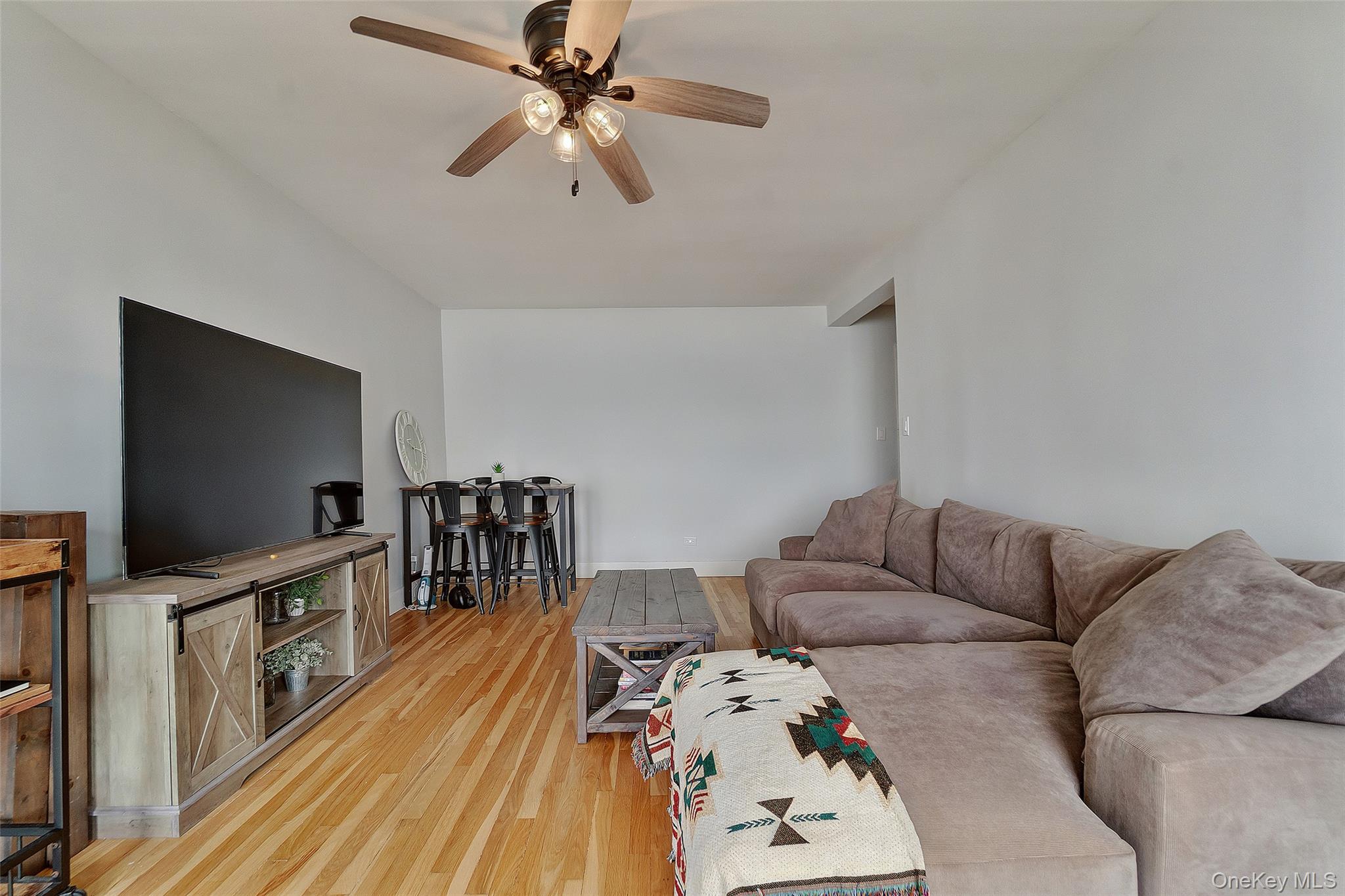 #12 photo, 125 Beach 124th Street, Rockaway Beach , NY 11694