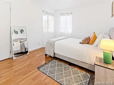 #16 photo, 8 School Street, サフォーク郡 Hampton Bays , NY 11946