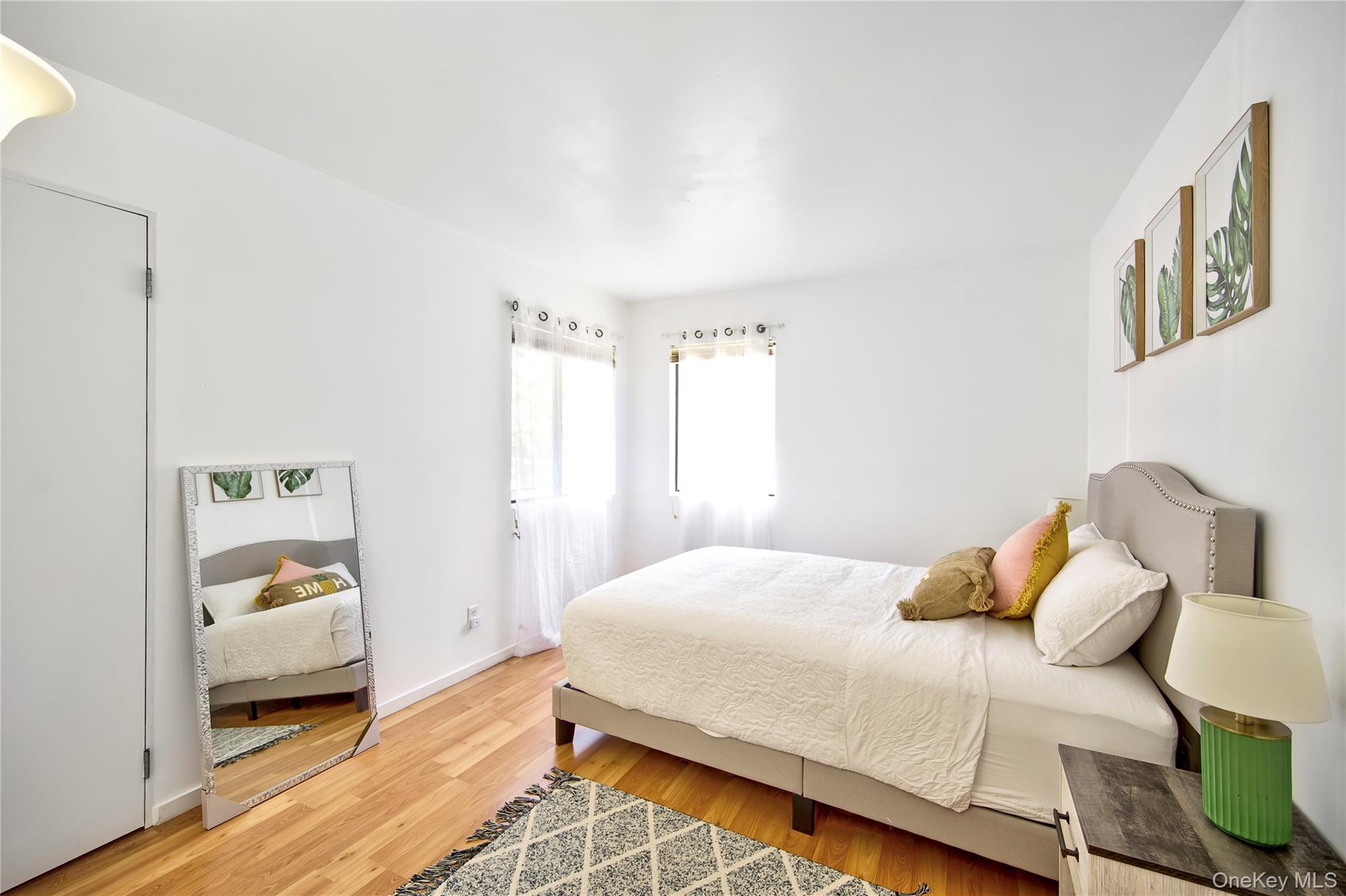 #17 photo, 8 School Street, サフォーク郡 Hampton Bays , NY 11946