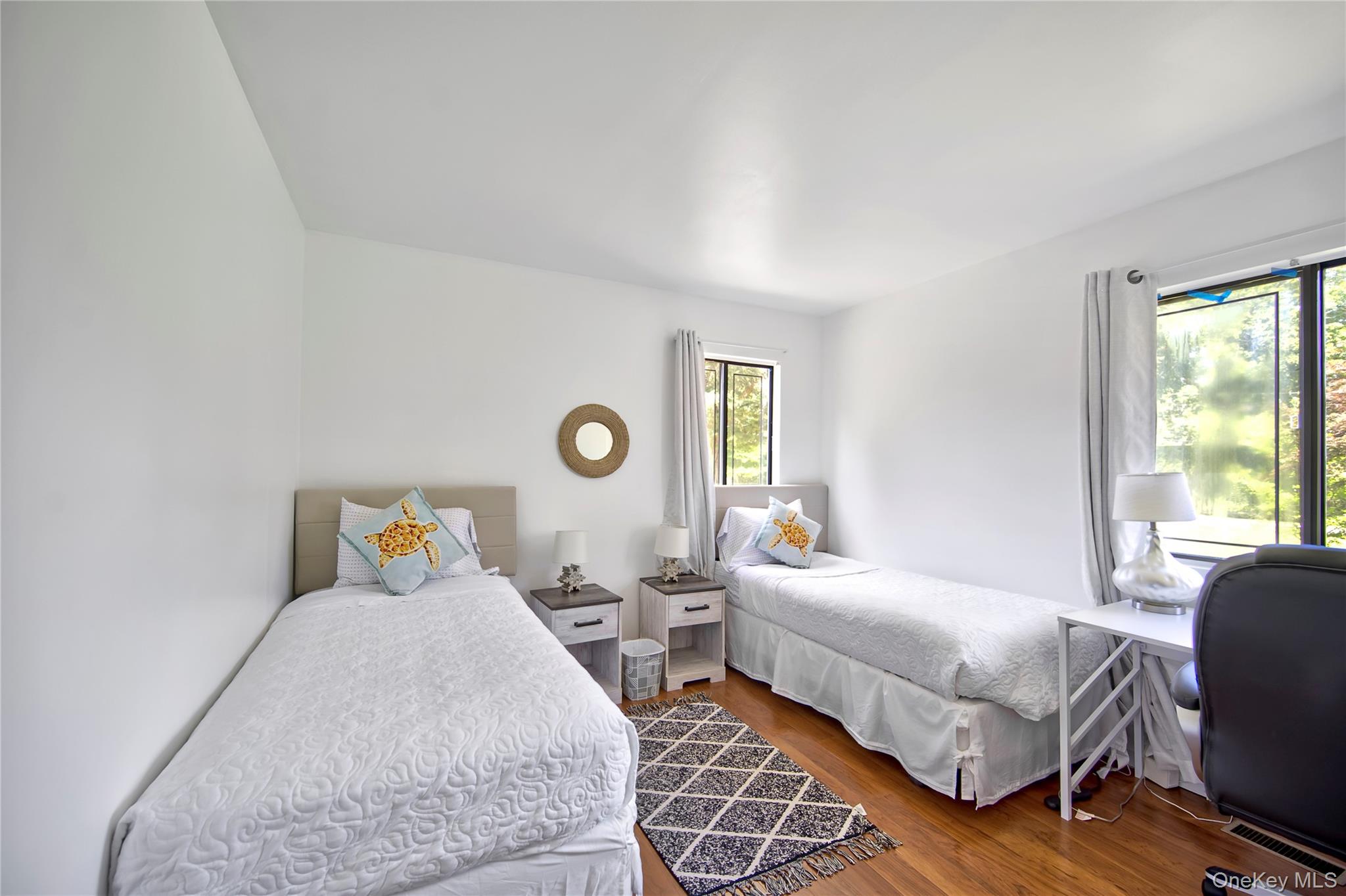 #18 photo, 8 School Street, サフォーク郡 Hampton Bays , NY 11946